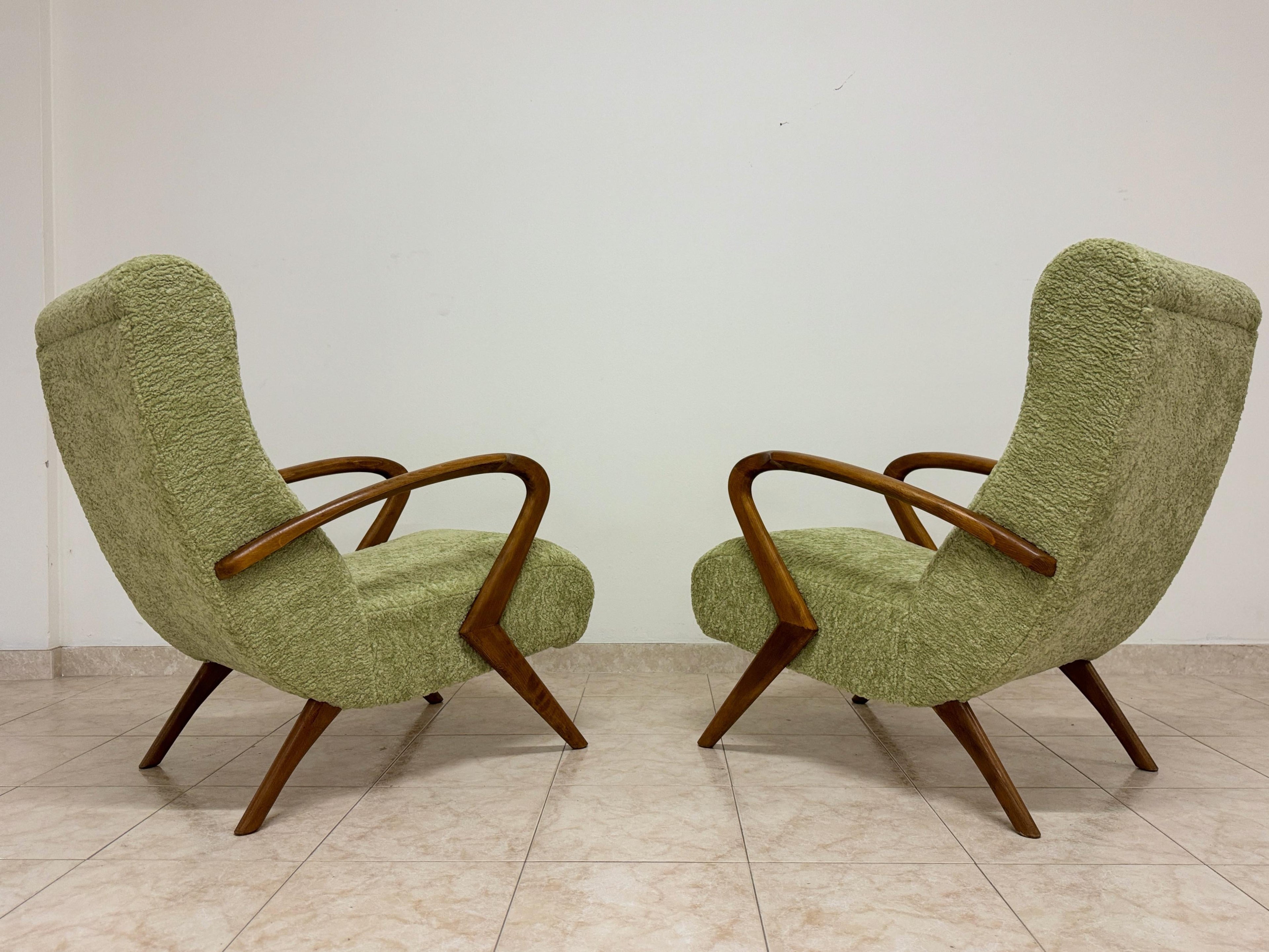 https://a.1stdibscdn.com/pair-of-contemporary-italian-armchairs-for-sale-picture-8/f_47872/f_403874321719586877949/IMG_4762_master.jpeg
