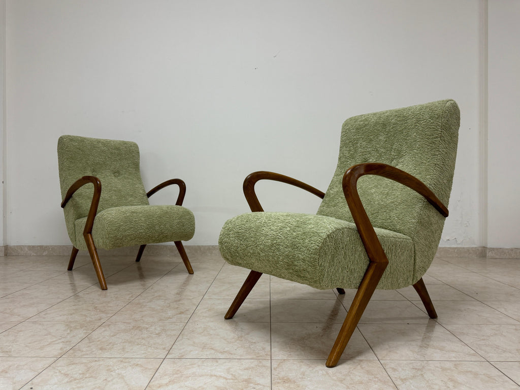 https://a.1stdibscdn.com/pair-of-contemporary-italian-armchairs-for-sale-picture-13/f_47872/f_403874321719586878892/IMG_4767_master.jpeg