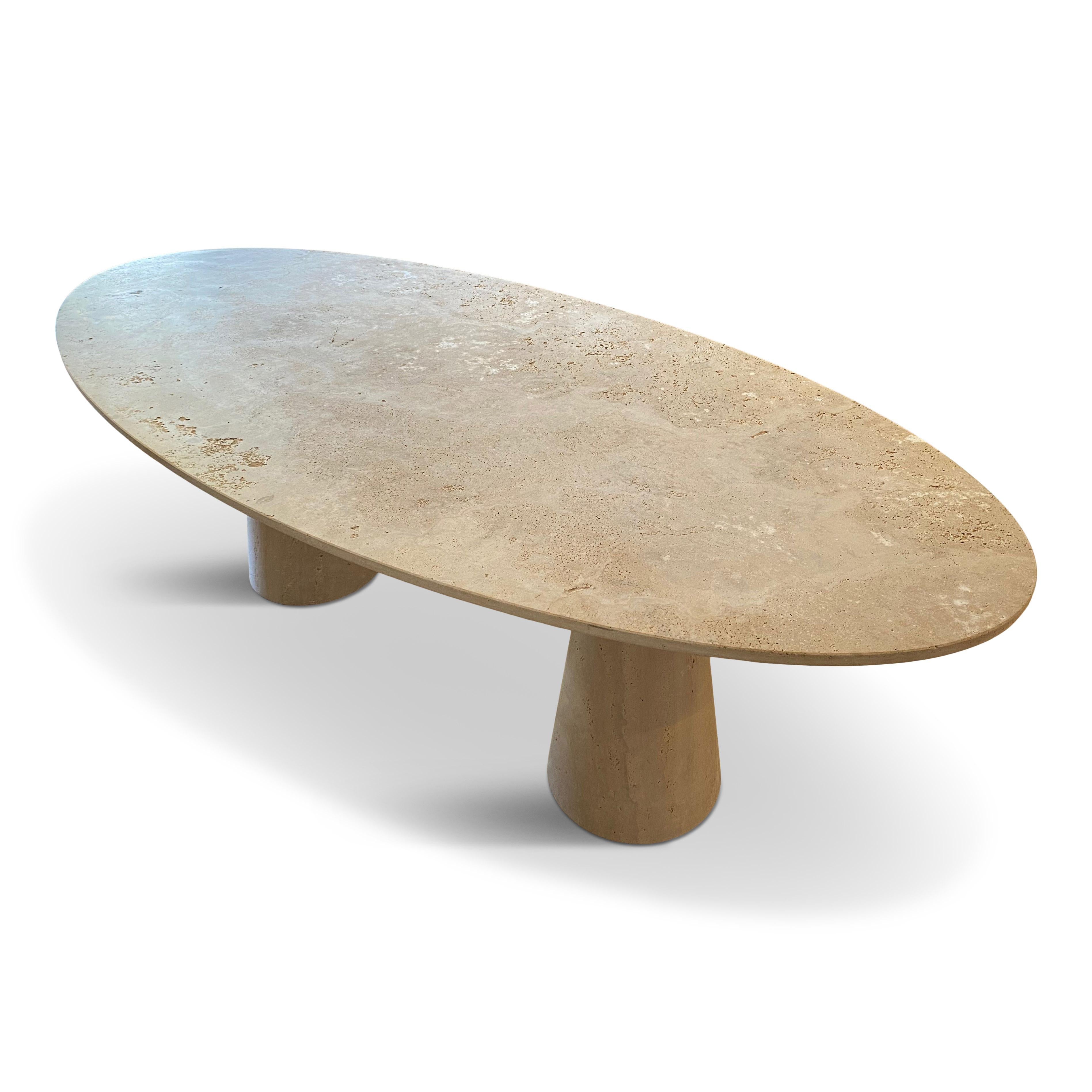 https://a.1stdibscdn.com/bespoke-italian-travertine-oval-dining-table-for-sale-picture-16/f_47872/f_185099721633536522611/IMG_4923_master.jpg
