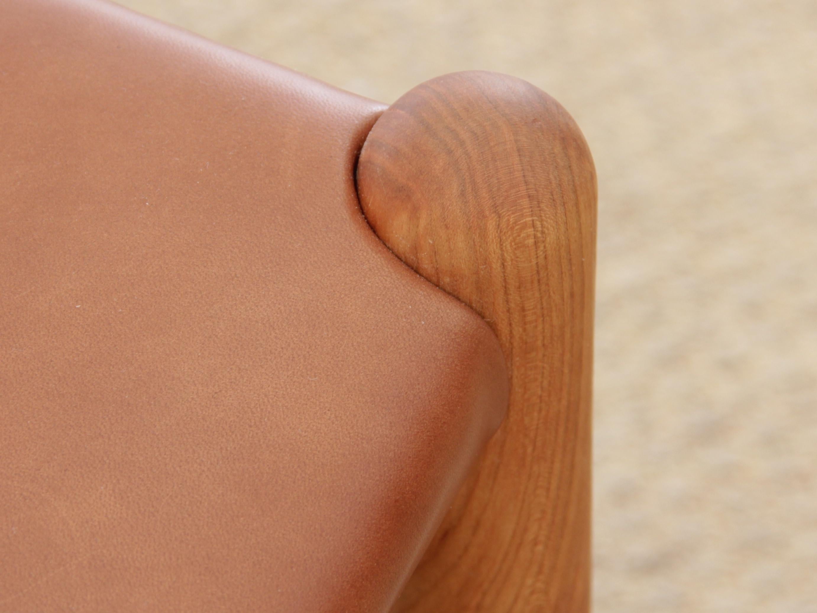 https://a.1stdibscdn.com/mid-century-modern-scandinavian-chair-model-cow-horn-pp-505-by-hans-wegner-new-for-sale-picture-10/f_17192/1555518035739/IMG_5033_master.JPG