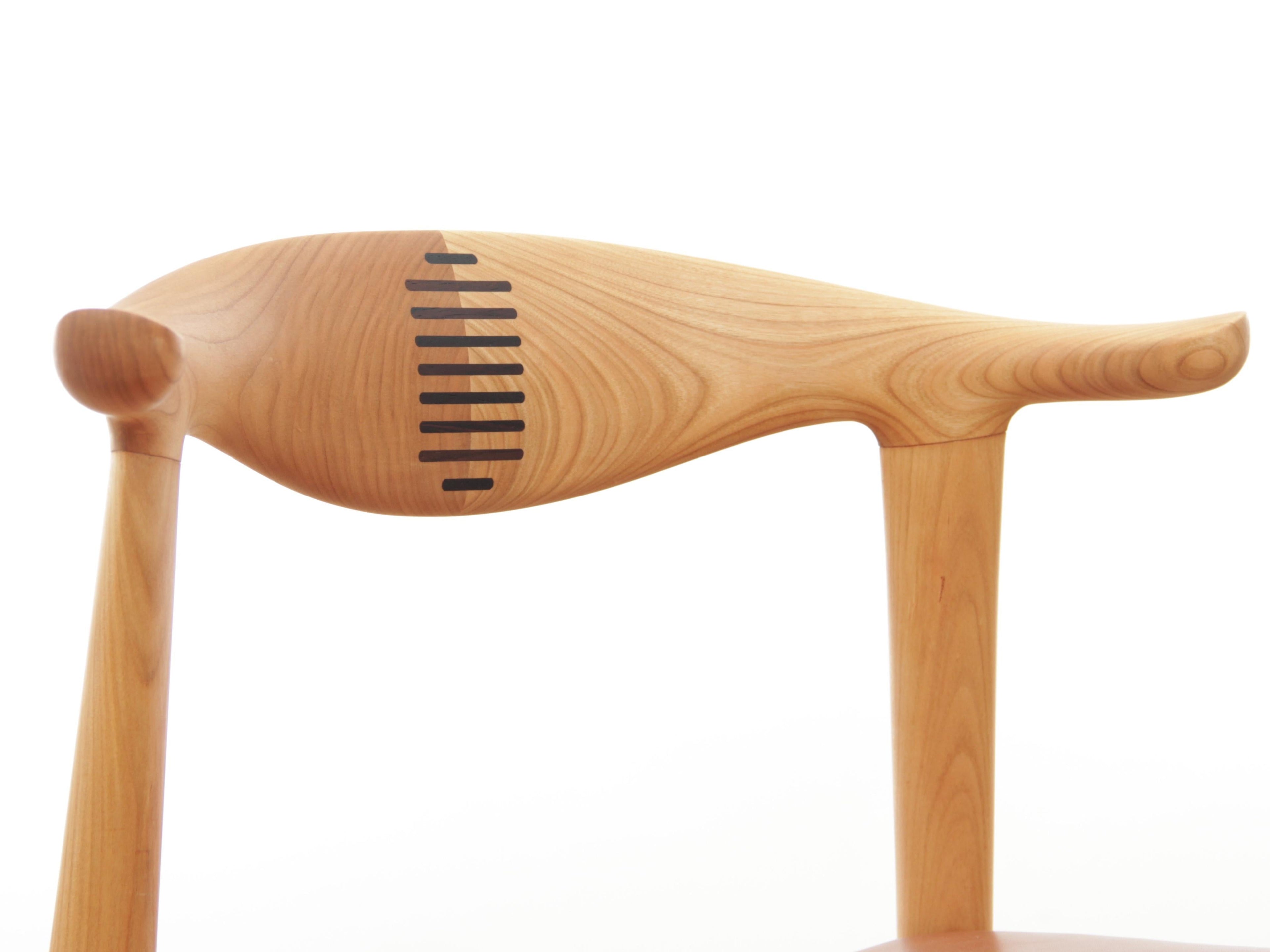https://a.1stdibscdn.com/mid-century-modern-scandinavian-chair-model-cow-horn-pp-505-by-hans-wegner-new-for-sale-picture-11/f_17192/1555518037627/IMG_5034_master.JPG