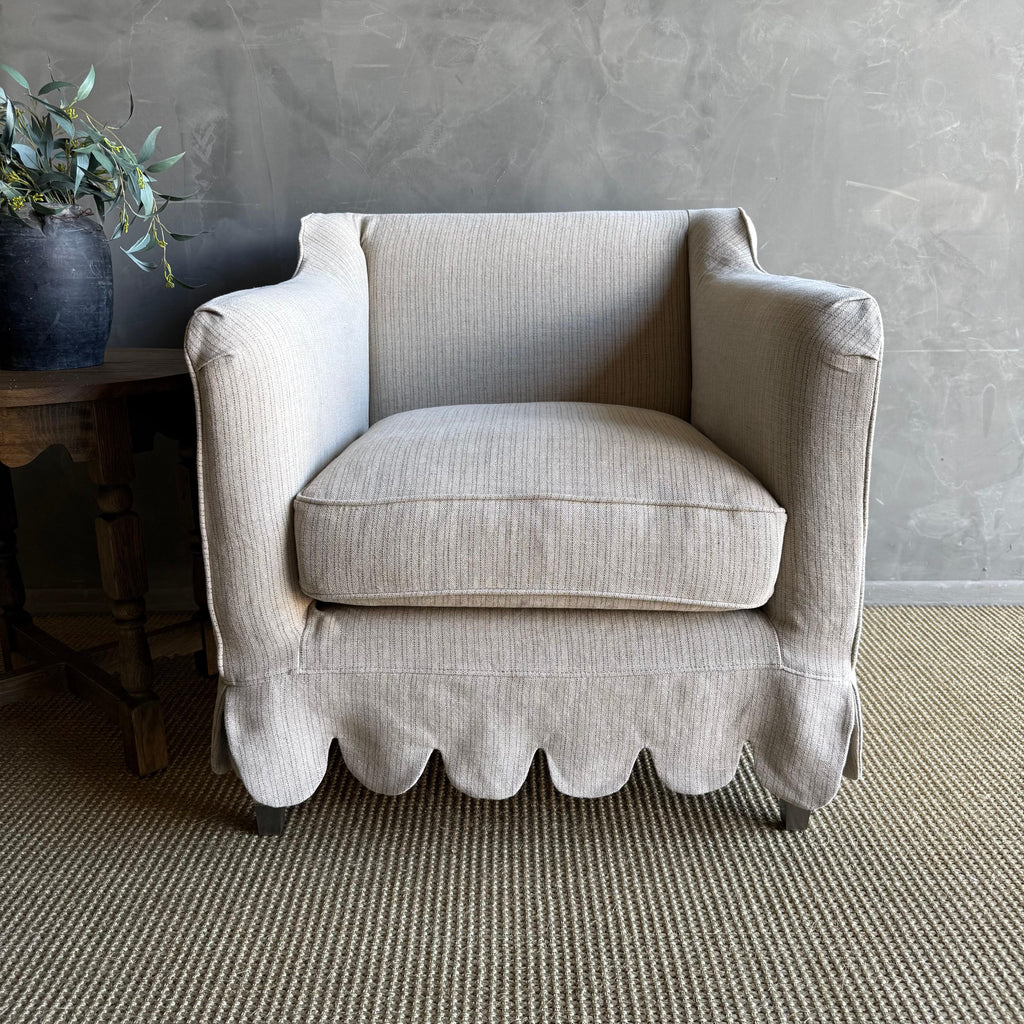 https://a.1stdibscdn.com/linen-slip-covered-madison-chair-with-scallop-skirt-detail-and-down-cushion-for-sale-picture-8/f_18223/f_490777321772659708599/IMG_5092_master.jpeg