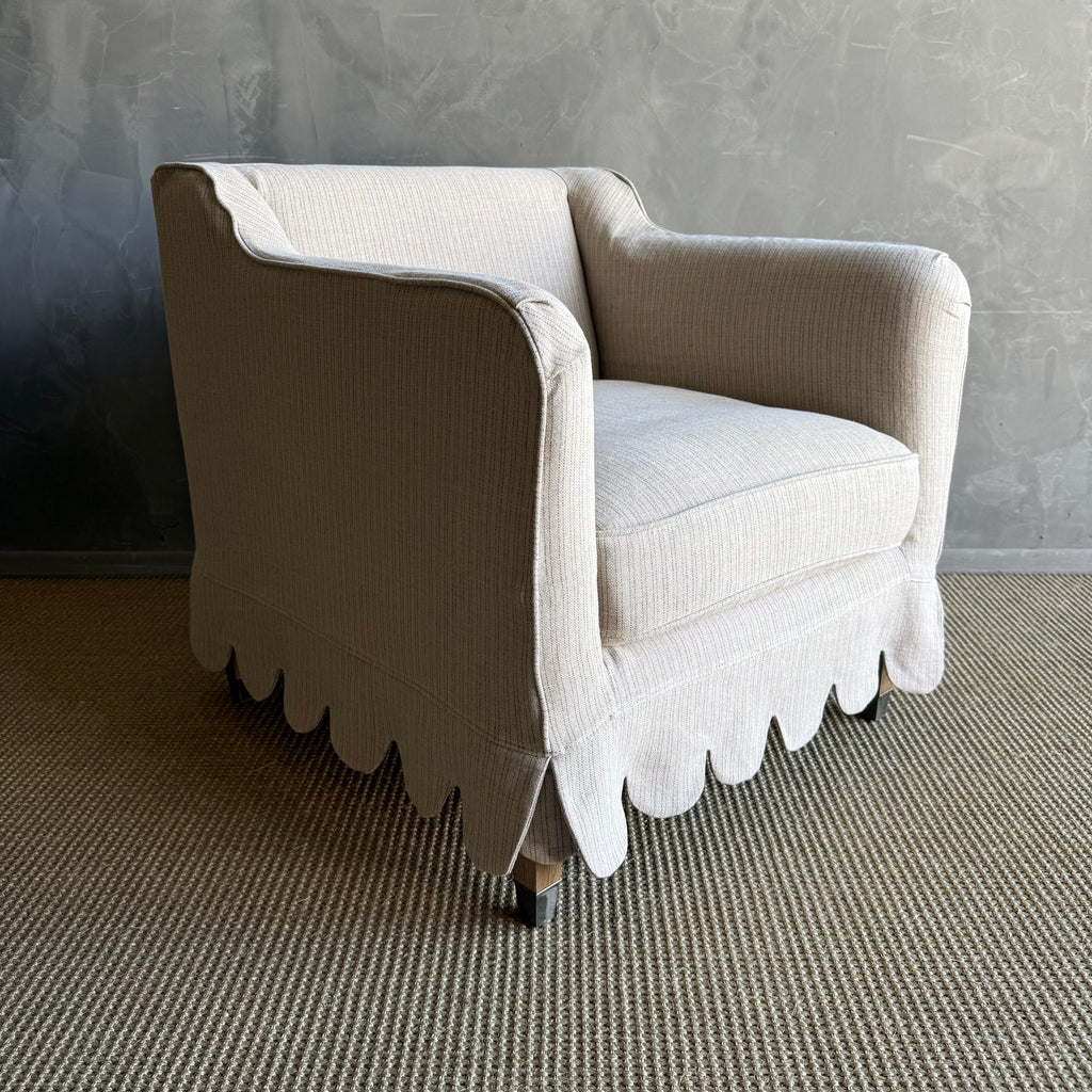 https://a.1stdibscdn.com/linen-slip-covered-madison-chair-with-scallop-skirt-detail-and-down-cushion-for-sale-picture-11/f_18223/f_490777321772659716034/IMG_5186_master.jpeg