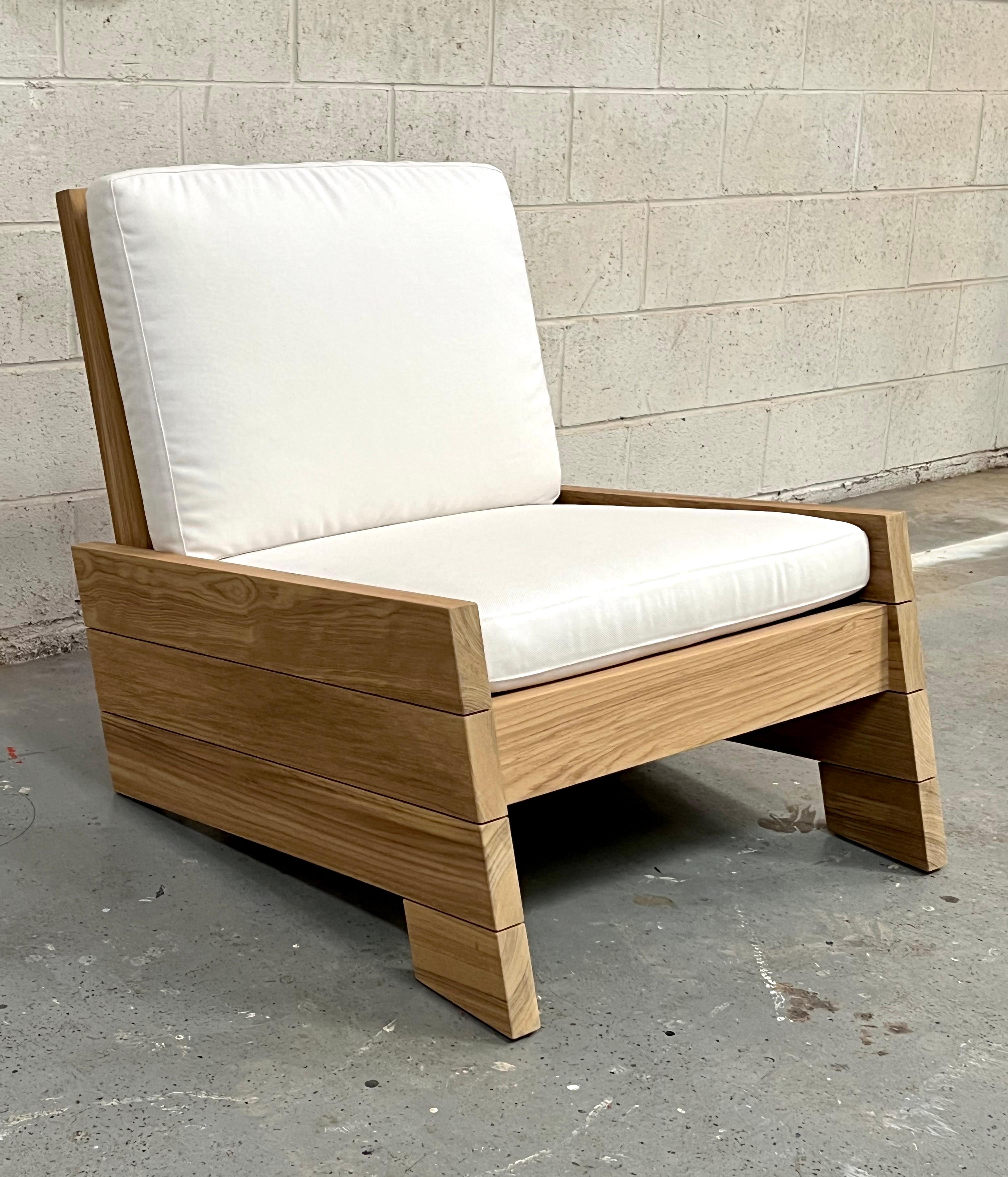https://a.1stdibscdn.com/outdoor-lounge-chair-made-from-teak-for-sale-picture-5/f_8065/f_329130021677075947136/IMG_5305_master.jpg