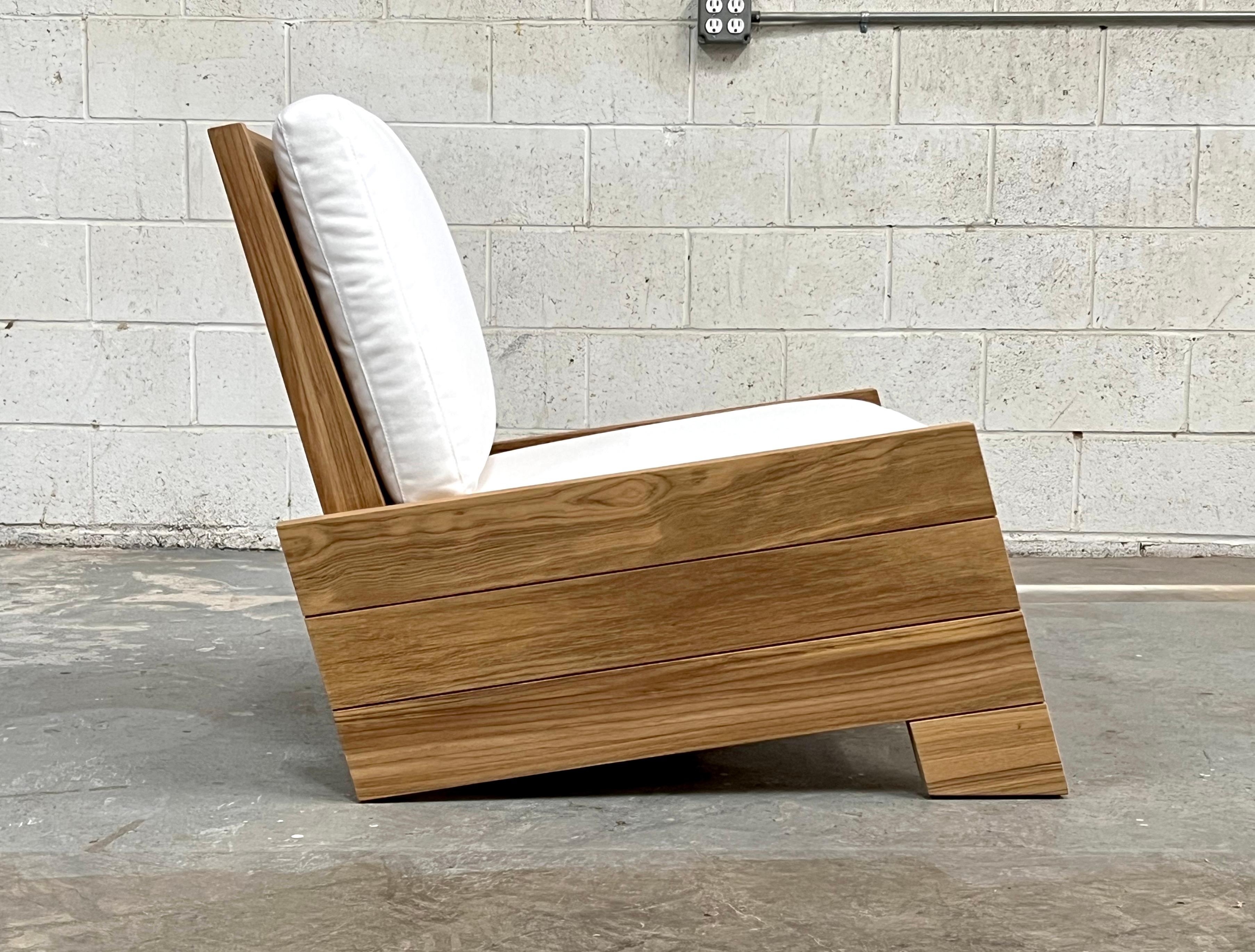 https://a.1stdibscdn.com/outdoor-lounge-chair-made-from-teak-for-sale-picture-2/f_8065/f_329130021677075948952/IMG_5309_master.jpg