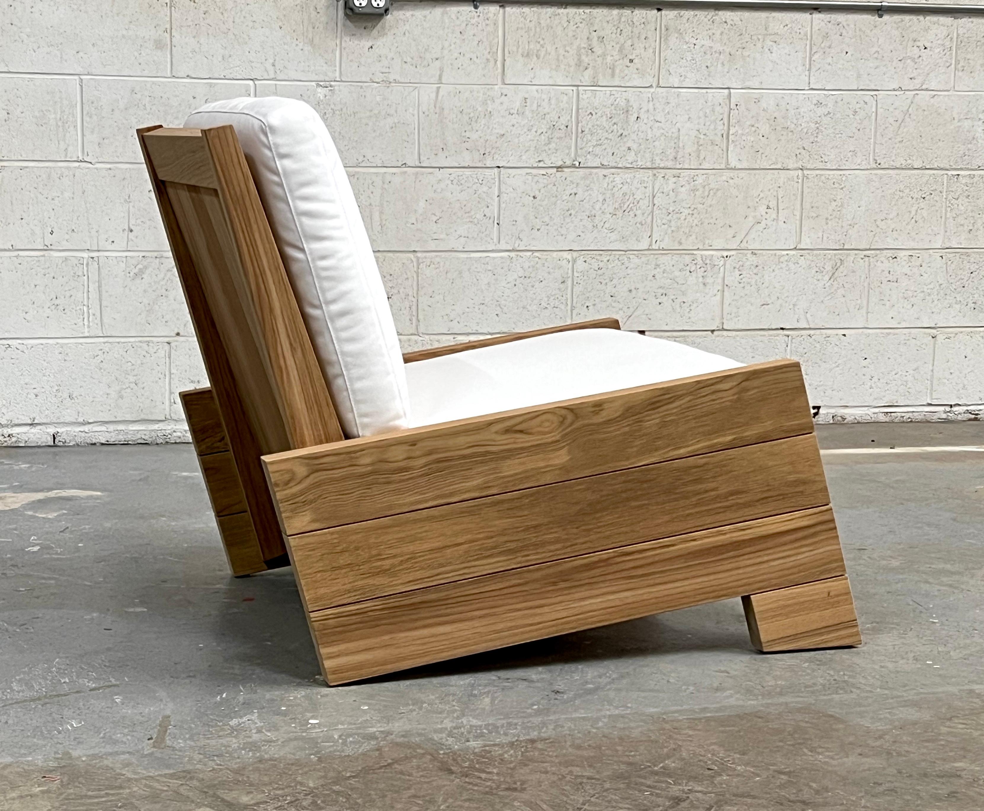 https://a.1stdibscdn.com/outdoor-lounge-chair-made-from-teak-for-sale-picture-4/f_8065/f_329130021677075951000/IMG_5310_master.jpg
