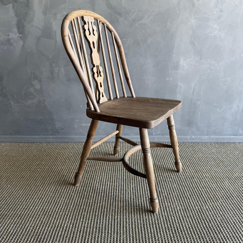 https://a.1stdibscdn.com/white-oak-dining-chairs-by-bloom-home-in-montana-brown-for-sale-picture-6/f_18223/f_490773721772658336883/IMG_5351_master.jpeg