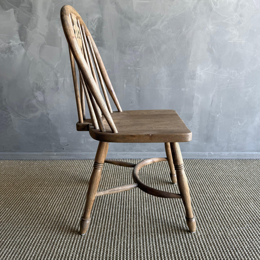 https://a.1stdibscdn.com/white-oak-dining-chairs-by-bloom-home-in-montana-brown-for-sale-picture-7/f_18223/f_490773721772658335708/IMG_5352_master.jpeg