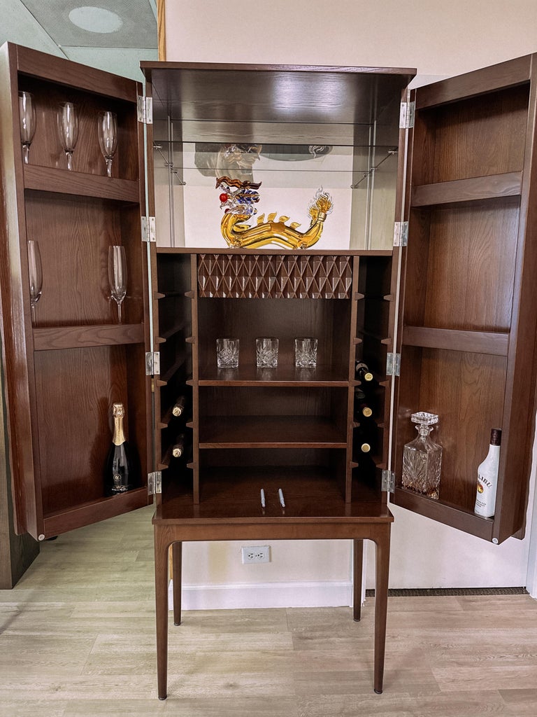 https://a.1stdibscdn.com/modern-dark-brown-ash-solid-wood-bar-cabinet-for-sale-picture-8/f_82682/f_387126021709661894343/IMG_5419_1__master.jpg?width=768