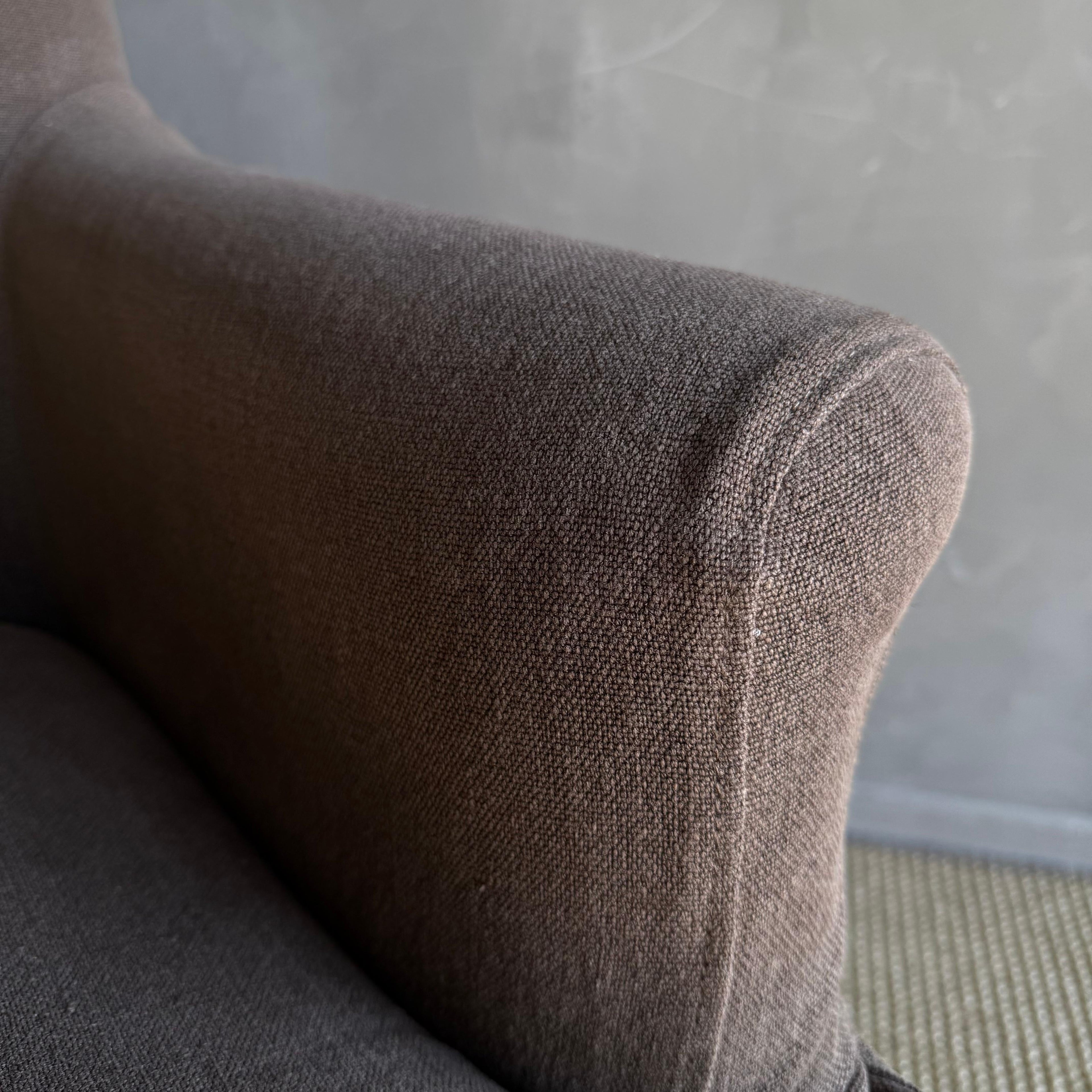 https://a.1stdibscdn.com/slip-cover-only-for-alma-accent-chair-in-color-cafe-noir-for-sale-picture-6/f_18223/f_490789421772668585339/IMG_5427_master.jpeg