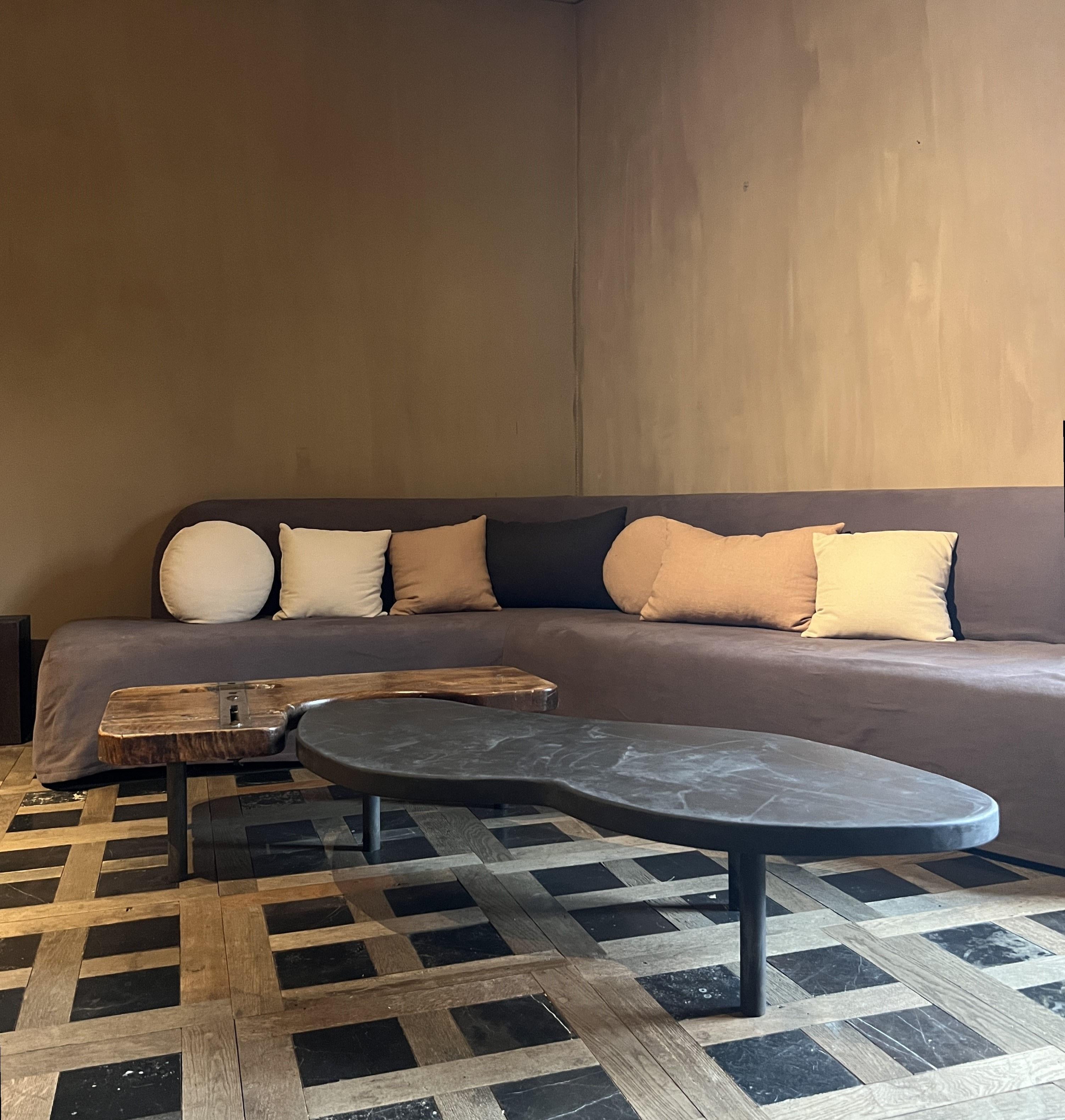 https://a.1stdibscdn.com/slipcover-sofa-tristan-custom-made-for-sale-picture-6/f_20233/f_370502021699733931465/IMG_5431_master.JPG