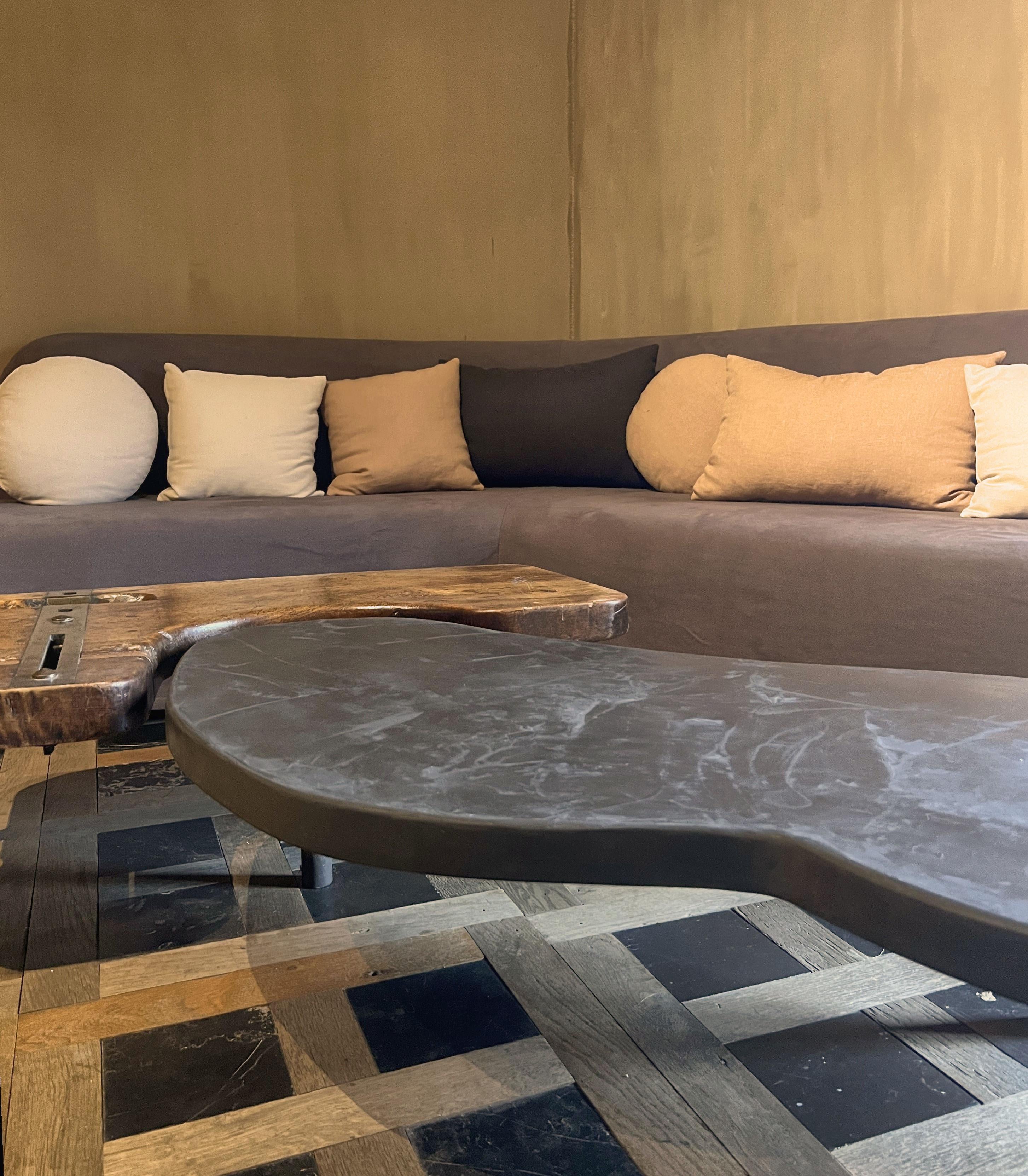https://a.1stdibscdn.com/slipcover-sofa-tristan-custom-made-for-sale-picture-7/f_20233/f_370502021699733931933/IMG_5432_master.JPG