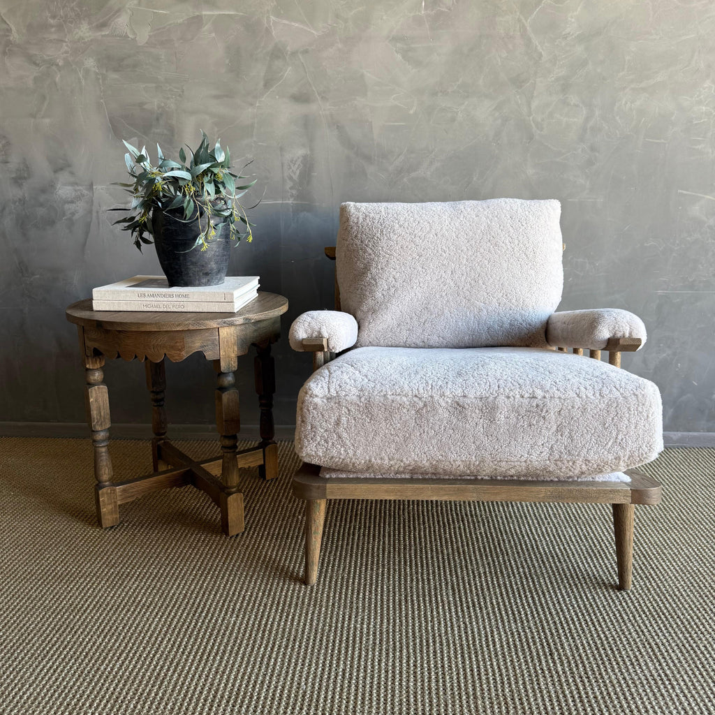 https://a.1stdibscdn.com/frances-white-oak-chair-upholstered-in-100-genuine-sheepskin-for-sale-picture-12/f_18223/f_492177521773434741123/IMG_5704_master.jpeg