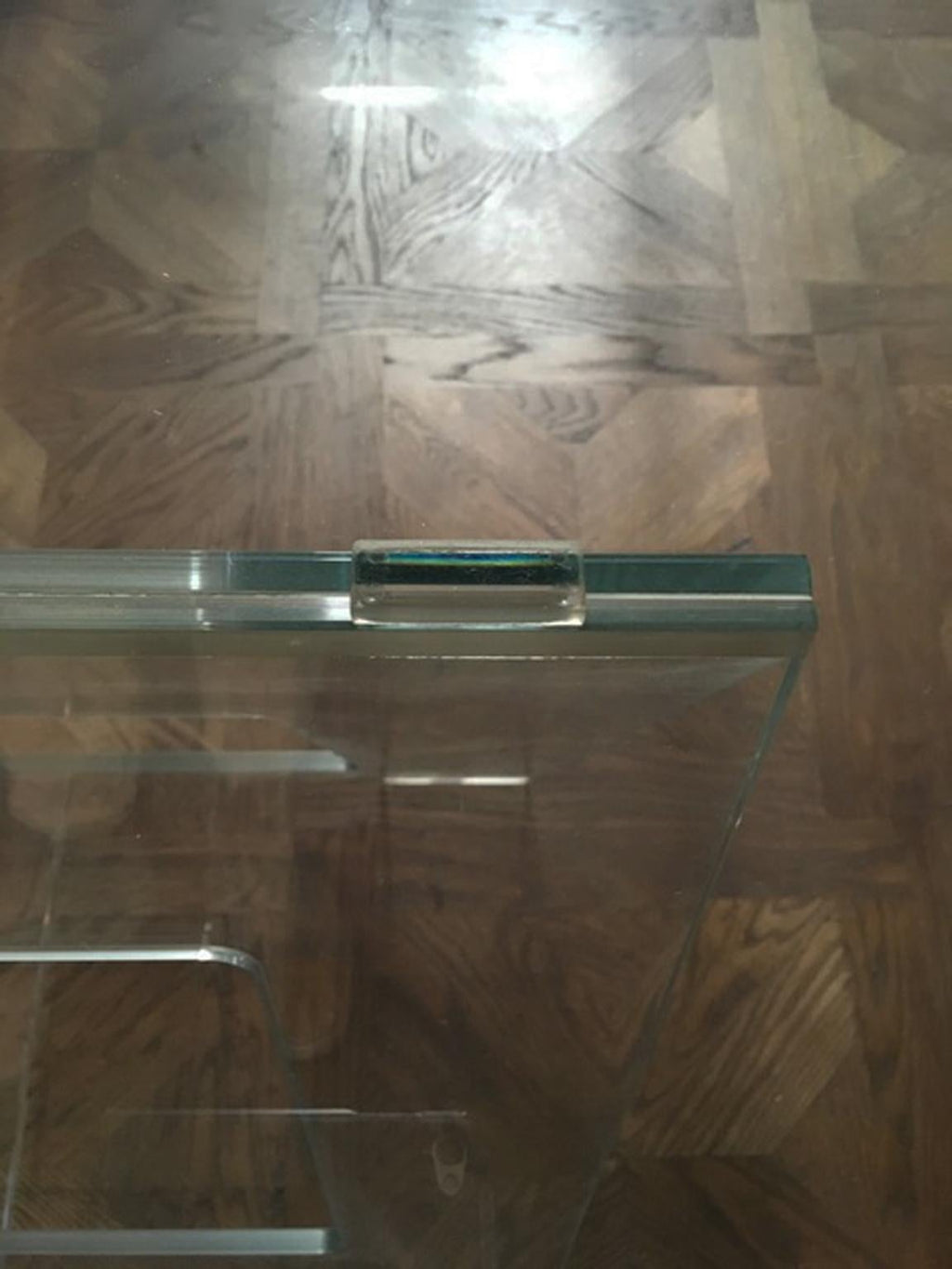 https://a.1stdibscdn.com/21st-century-italian-modern-design-crystal-desk-or-dining-table-with-easels-for-sale-picture-8/f_36621/f_274281221645119211797/IMG_5771_master.JPG