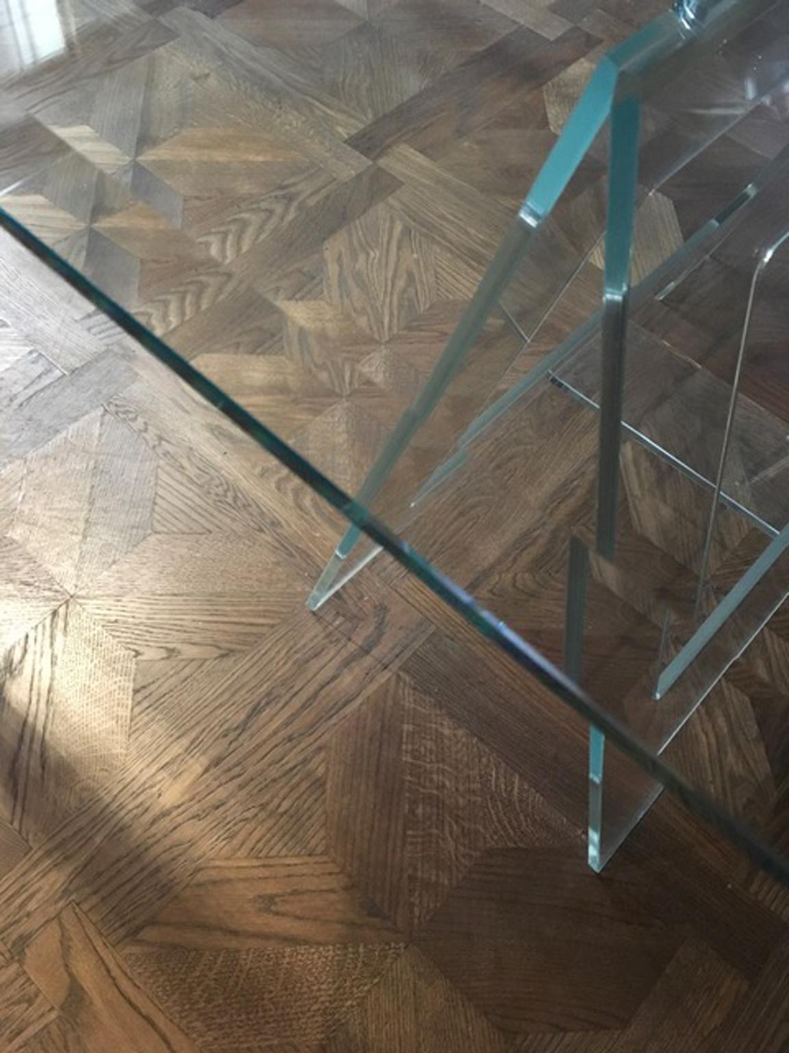 https://a.1stdibscdn.com/21st-century-italian-modern-design-crystal-desk-or-dining-table-with-easels-for-sale-picture-13/f_36621/f_274281221645119214874/IMG_5820_master.JPG