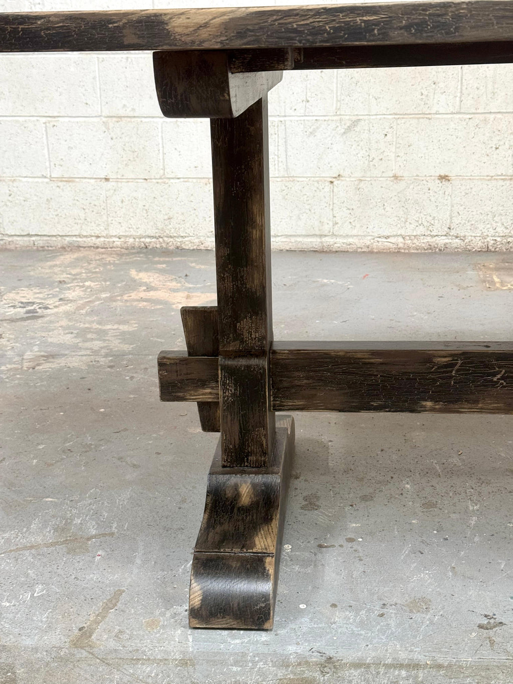 https://a.1stdibscdn.com/custom-painted-evy-trestle-table-built-to-order-by-petersen-antiques-for-sale-picture-2/f_8065/f_446692921745242706413/IMG_5863_master.jpeg