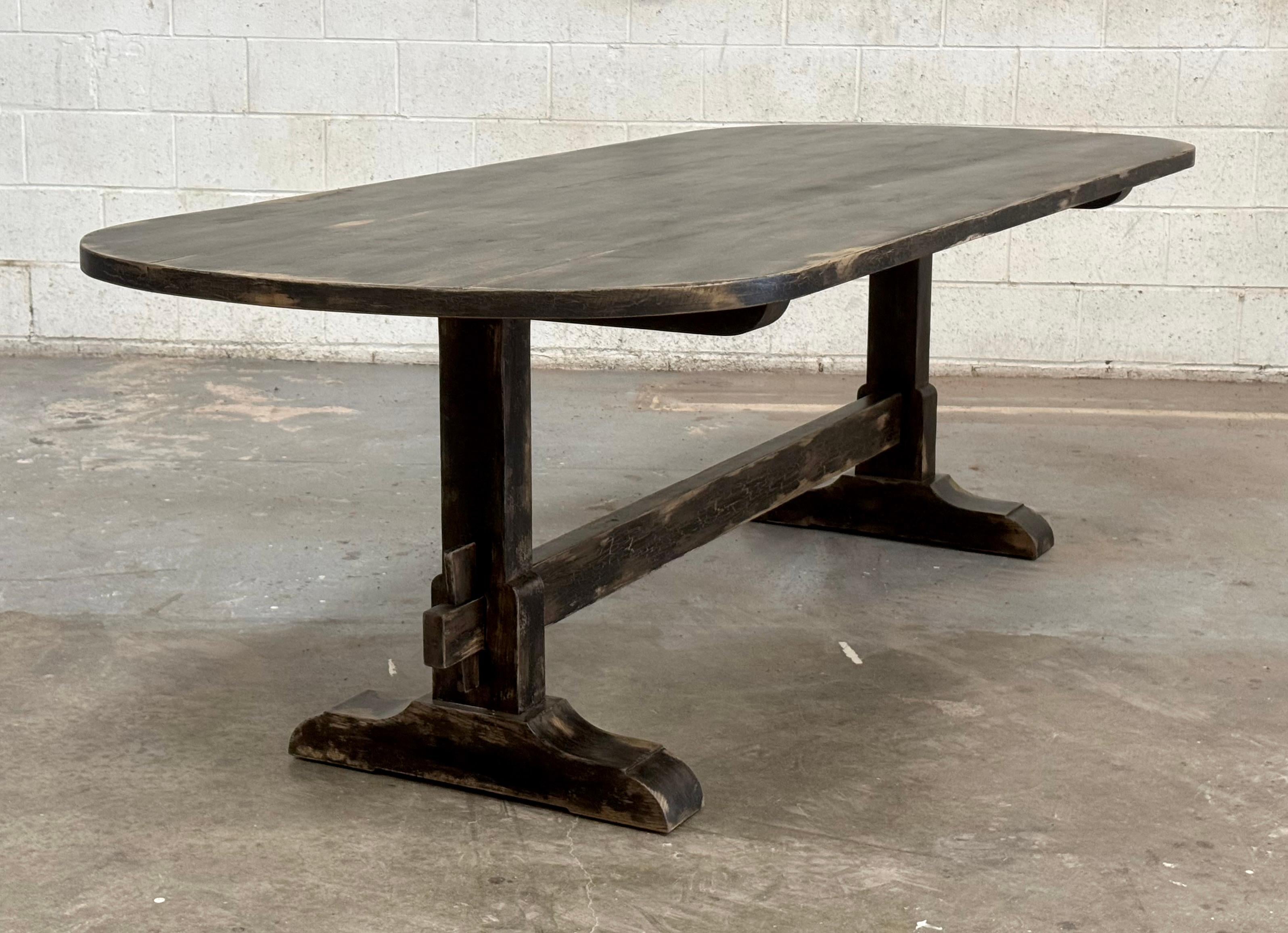 https://a.1stdibscdn.com/custom-painted-evy-trestle-table-built-to-order-by-petersen-antiques-for-sale-picture-5/f_8065/f_446692921745242706128/IMG_5866_master.jpeg