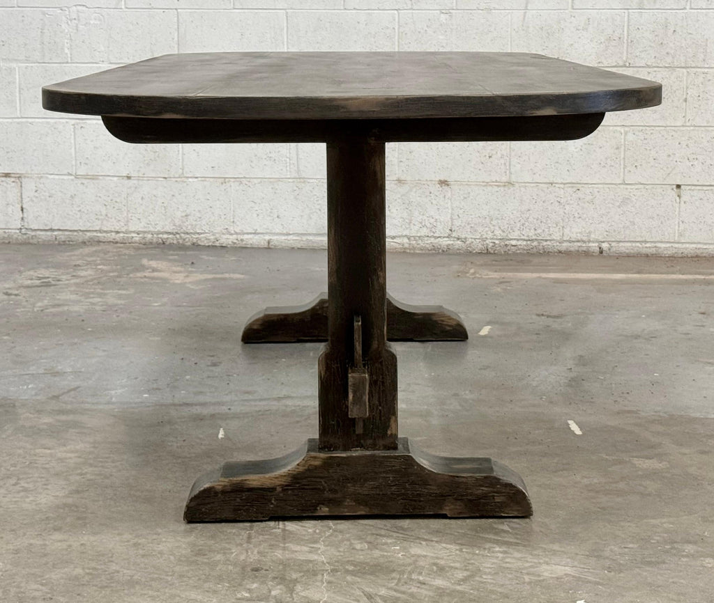 https://a.1stdibscdn.com/custom-painted-evy-trestle-table-built-to-order-by-petersen-antiques-for-sale-picture-7/f_8065/f_446692921745242705977/IMG_5869_master.jpeg