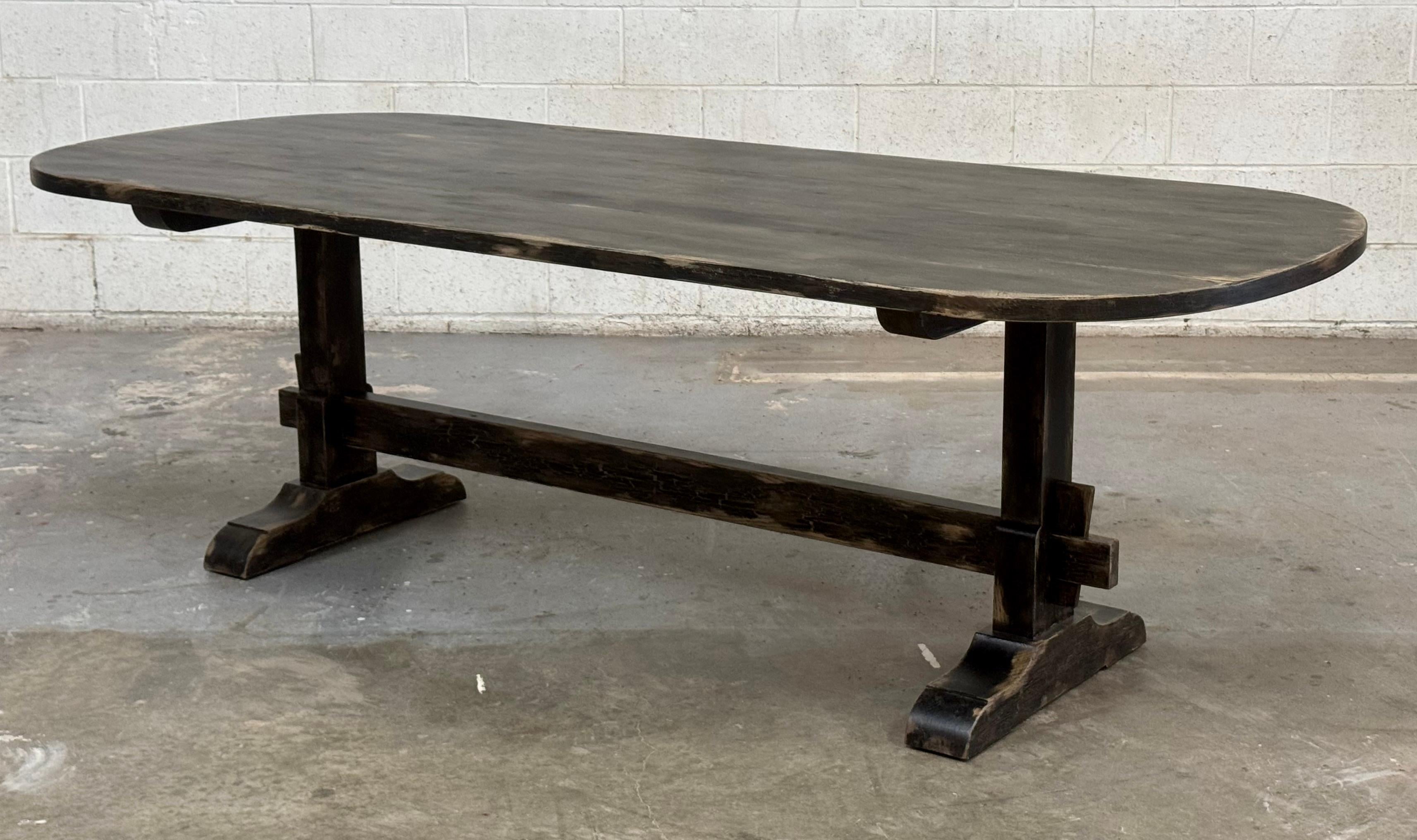 https://a.1stdibscdn.com/custom-painted-evy-trestle-table-built-to-order-by-petersen-antiques-for-sale-picture-10/f_8065/f_446692921745242709052/IMG_5872_master.jpeg