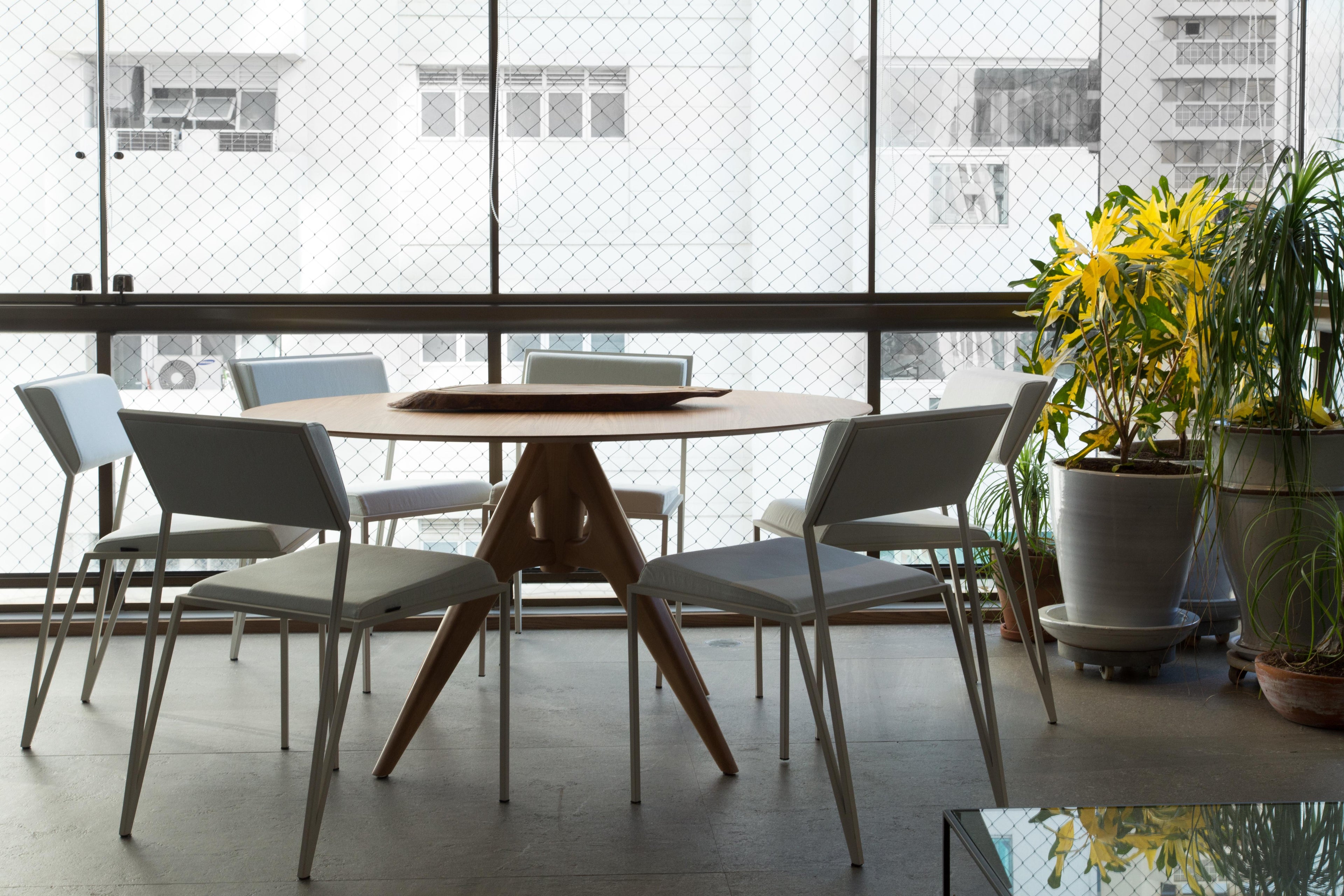 https://a.1stdibscdn.com/minimalist-chair-in-steel-brazilian-contemporary-style-black-by-tiago-curioni-for-sale-picture-9/f_31871/f_103124831648123541454/IMG_58_master.jpg