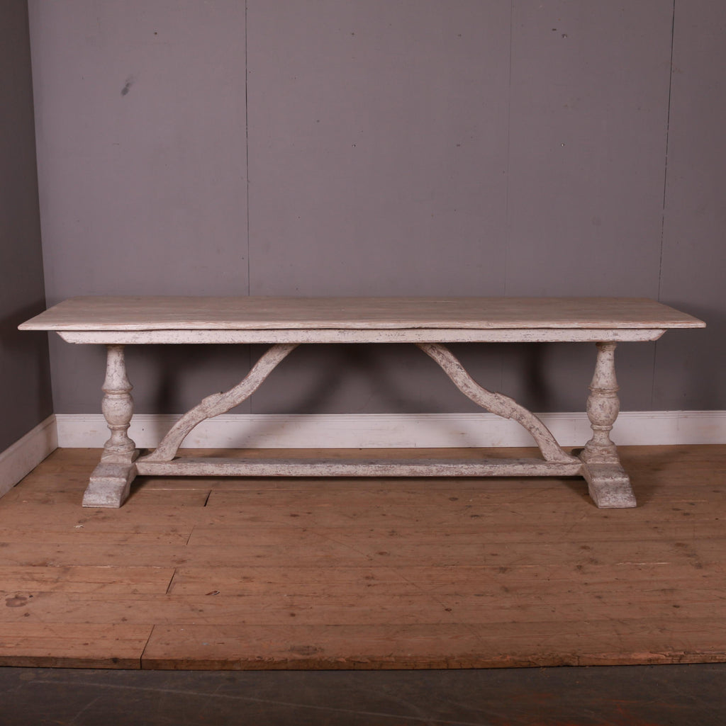 https://a.1stdibscdn.com/custom-build-italian-style-trestle-table-for-sale-picture-2/f_24833/f_334400721679571205736/IMG_5977_001_master.JPG