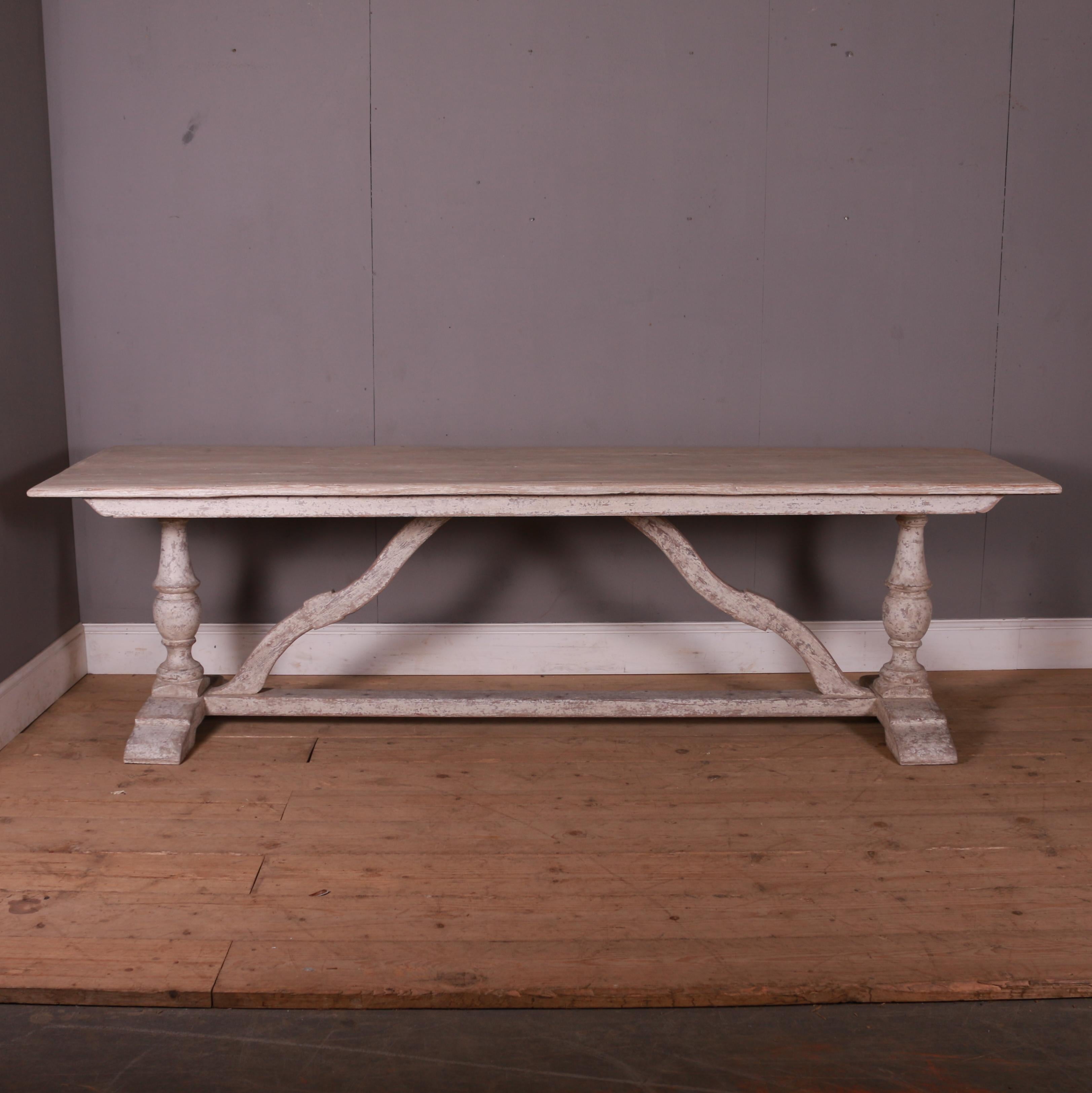 https://a.1stdibscdn.com/custom-build-italian-style-trestle-table-for-sale-picture-2/f_24833/f_334400721679571205736/IMG_5977_001_master.JPG