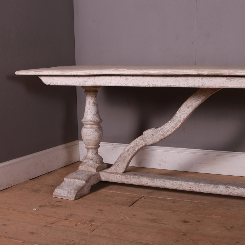 https://a.1stdibscdn.com/custom-build-italian-style-trestle-table-for-sale-picture-3/f_24833/f_334400721679571202300/IMG_5978_001_master.JPG