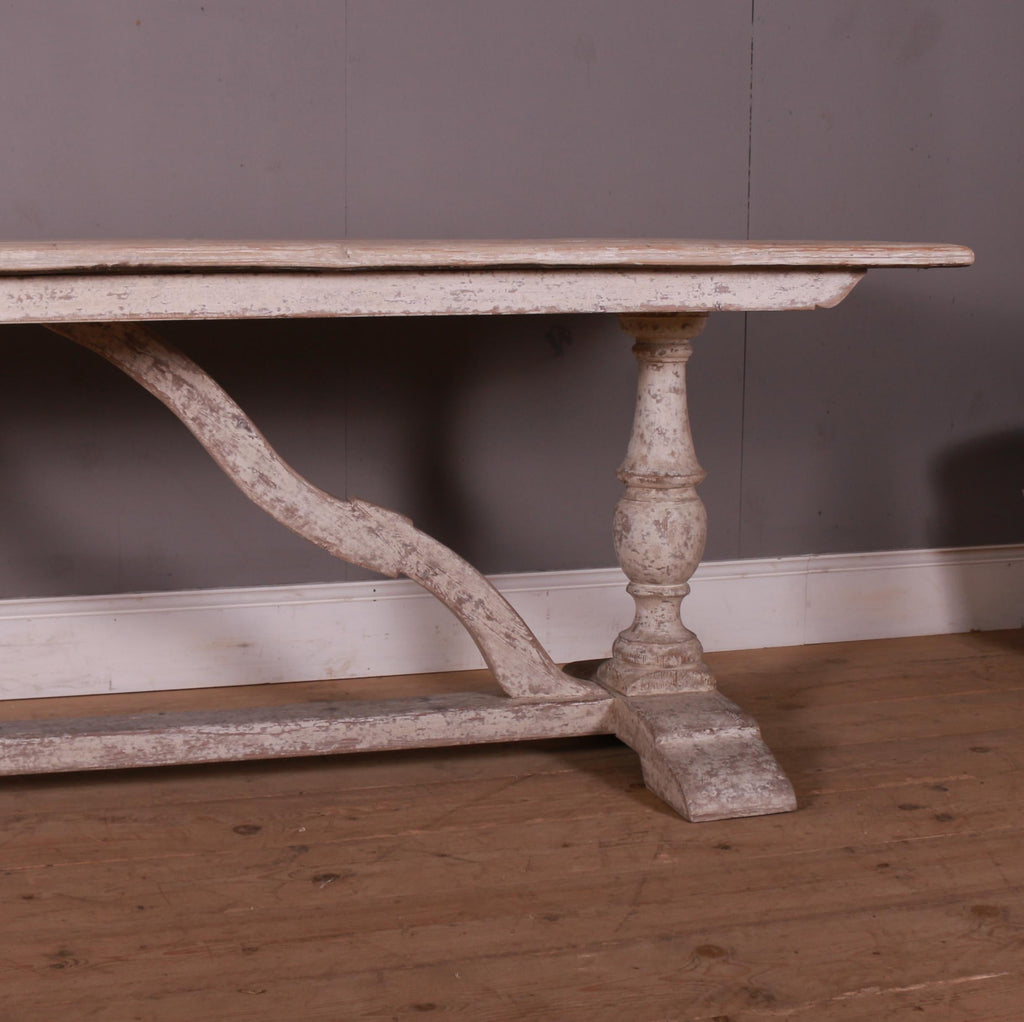 https://a.1stdibscdn.com/custom-build-italian-style-trestle-table-for-sale-picture-4/f_24833/f_334400721679571204353/IMG_5979_001_master.JPG