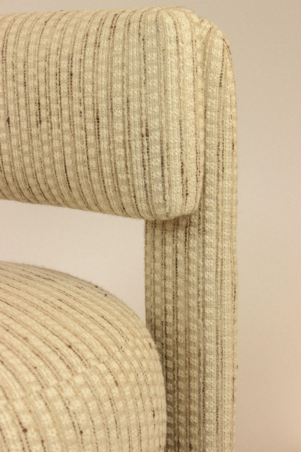 https://a.1stdibscdn.com/choux-armchair-with-gilman-shingle-fabric-and-fabric-applications-for-sale-picture-10/f_40973/f_455646321750687765163/IMG_5997_master.jpg