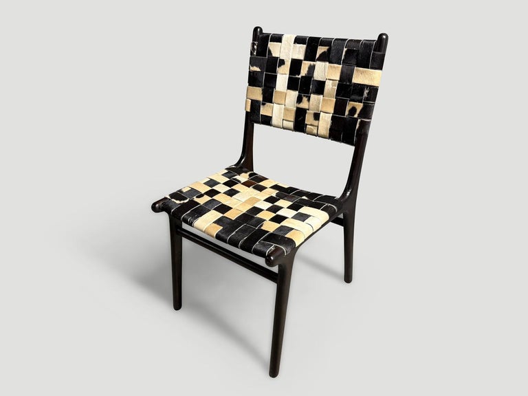 https://a.1stdibscdn.com/andrianna-shamaris-premium-double-backed-cowhide-chair-for-sale-picture-2/f_10806/f_455663121750692052359/IMG_6022_master.jpeg?width=768