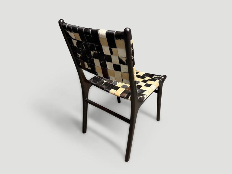 https://a.1stdibscdn.com/andrianna-shamaris-premium-double-backed-cowhide-chair-for-sale-picture-3/f_10806/f_455663121750692052375/IMG_6026_master.jpeg?width=768
