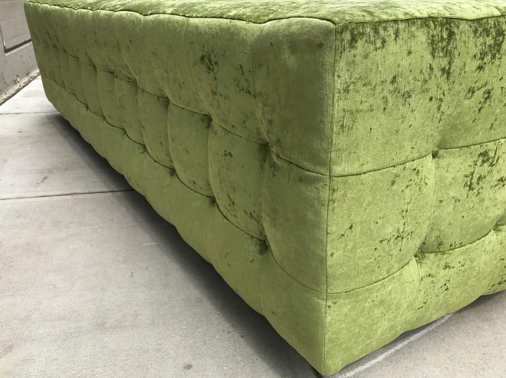 https://a.1stdibscdn.com/custom-tufted-green-velvet-sofa-custom-design-for-sale-picture-4/f_9137/f_181863411583289706994/IMG_6139_master.jpg