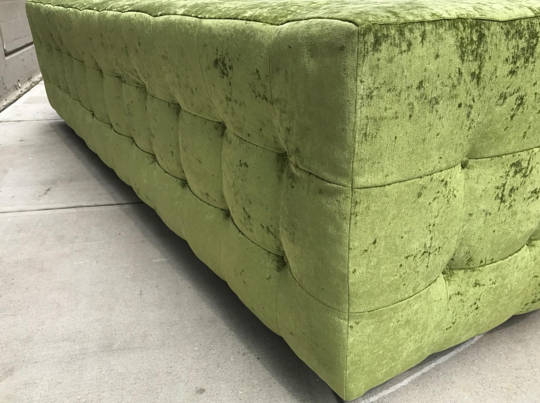 https://a.1stdibscdn.com/custom-tufted-green-velvet-sofa-custom-design-for-sale-picture-4/f_9137/f_181863411583289706994/IMG_6139_master.jpg