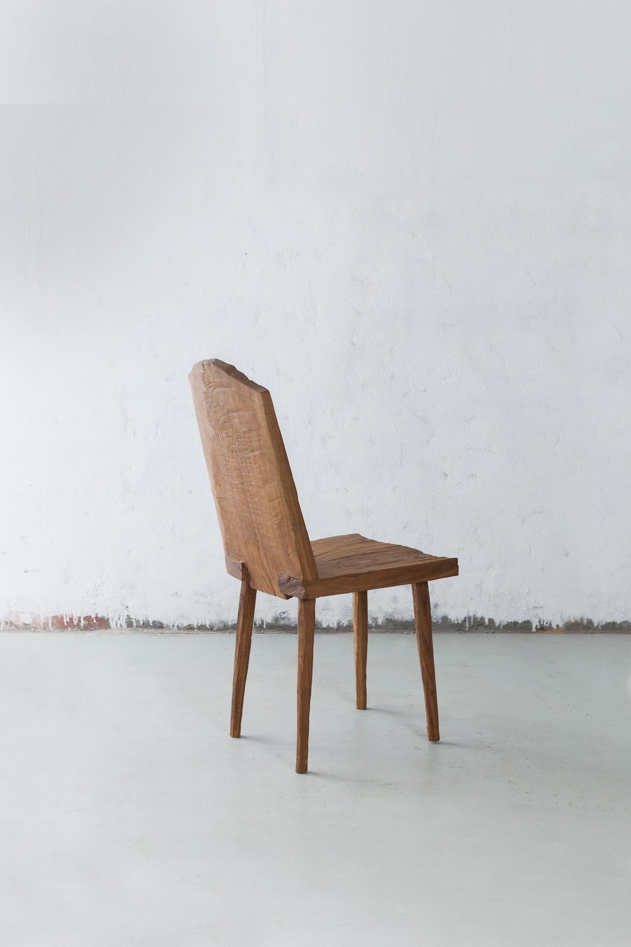 https://a.1stdibscdn.com/sculpted-chair-n1-in-solid-oak-wood-for-sale-picture-4/f_31233/f_296306021658160574244/IMG_6144_master.jpg