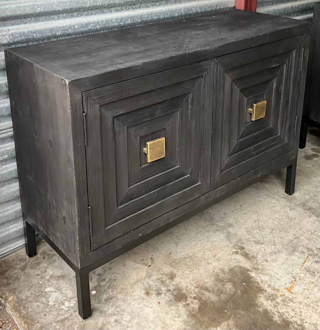 https://a.1stdibscdn.com/new-uttermost-organic-modern-distressed-black-and-gilt-cabinets-pair-for-sale-picture-6/f_54562/f_340233821682648290268/IMG_6145_master.jpeg