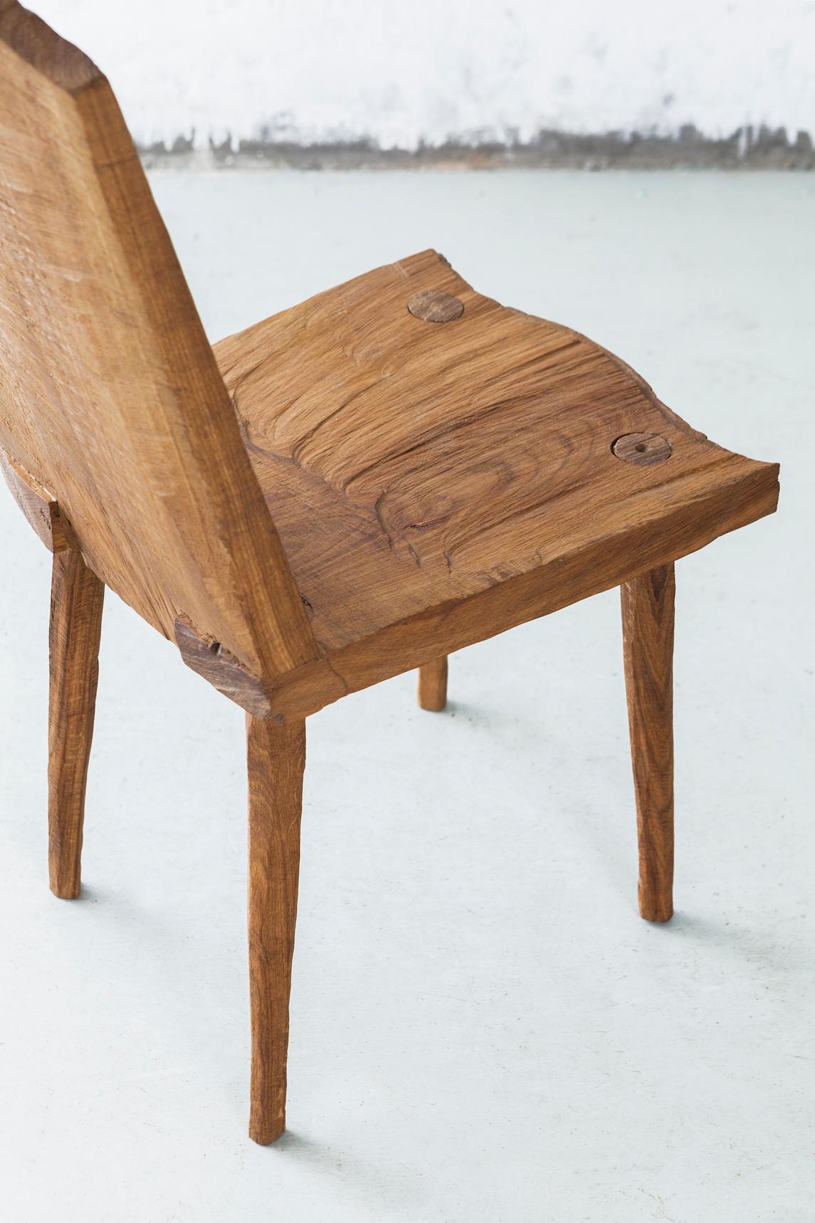 https://a.1stdibscdn.com/sculpted-chair-n1-in-solid-oak-wood-for-sale-picture-5/f_31233/f_296306021658160574994/IMG_6148_master.jpg