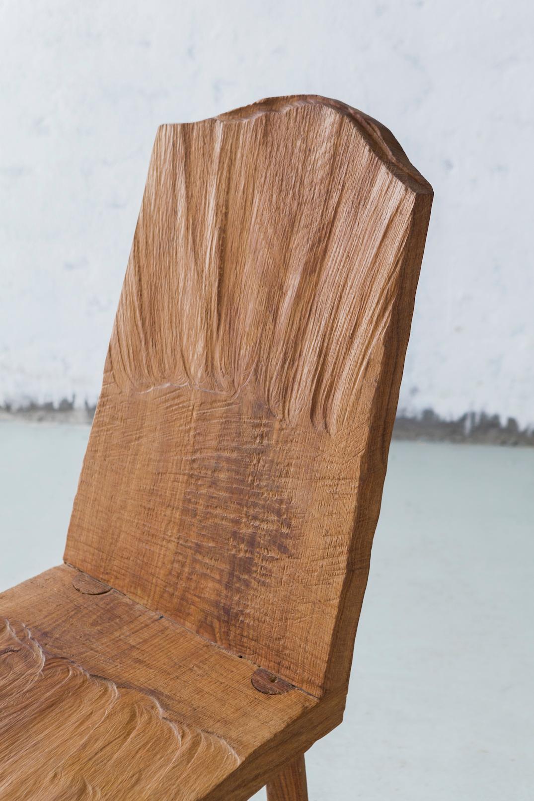 https://a.1stdibscdn.com/sculpted-chair-n1-in-solid-oak-wood-for-sale-picture-6/f_31233/f_296306021658160575780/IMG_6152_master.jpg