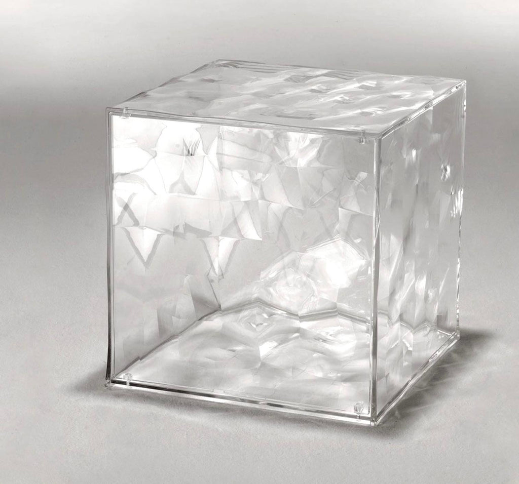 https://a.1stdibscdn.com/kartell-clear-optic-storage-cube-with-door-modular-cabinet-italy-for-sale-picture-2/f_41903/f_451748721748135701973/IMG_6218_master.jpeg