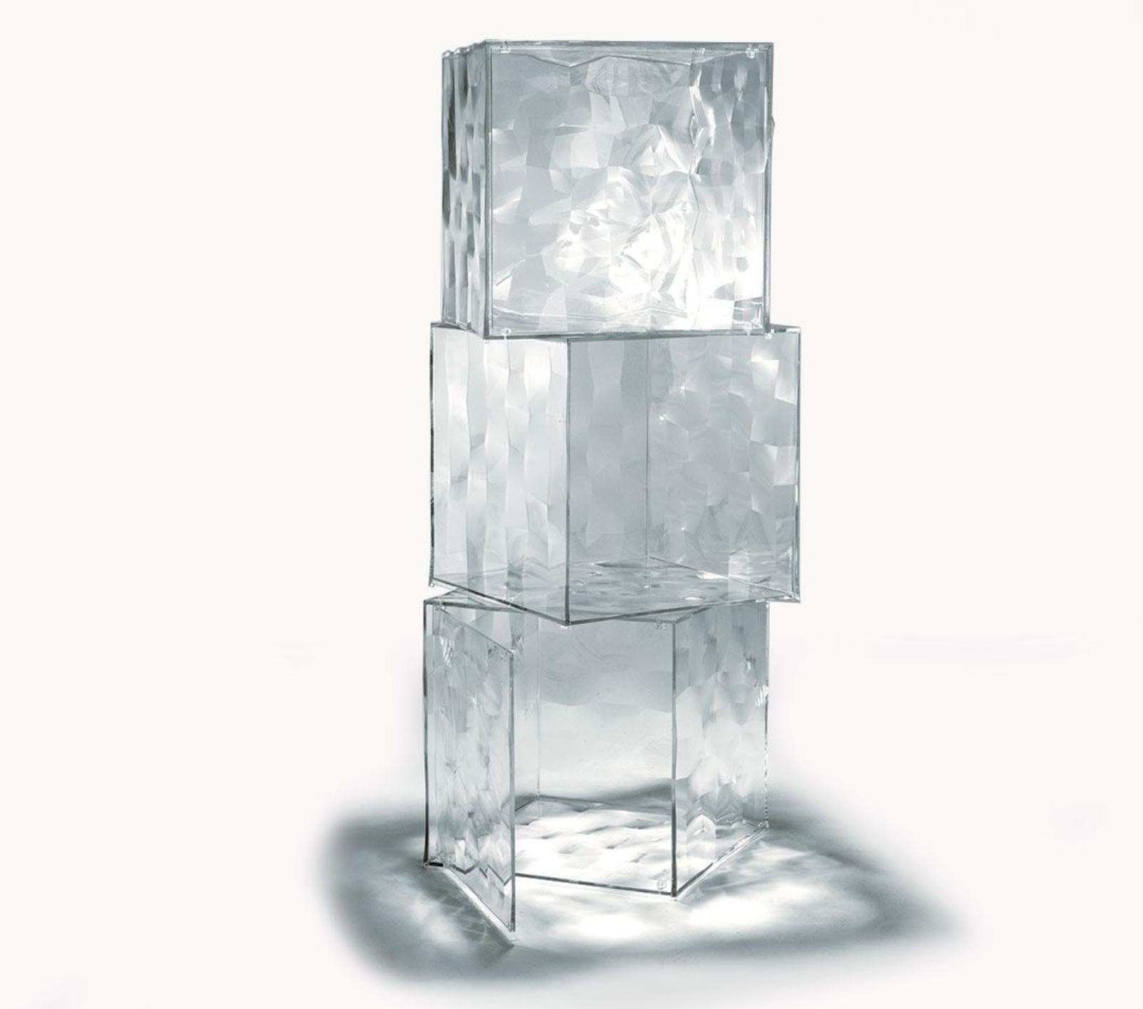 https://a.1stdibscdn.com/kartell-clear-optic-storage-cube-with-door-modular-cabinet-italy-for-sale-picture-3/f_41903/f_451748721748135714947/IMG_6219_master.jpeg