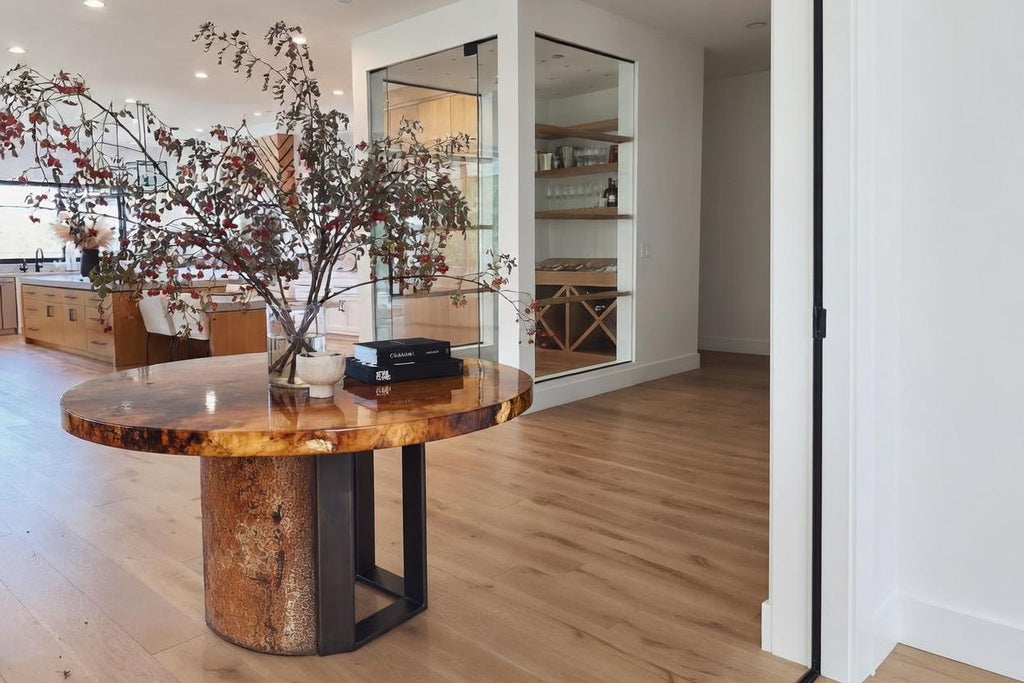 https://a.1stdibscdn.com/kauri-round-dining-table-16m-diameter-in-solid-ancient-kauri-wood-for-sale-picture-11/f_79872/f_493308121774235142135/IMG_6304_master.JPG
