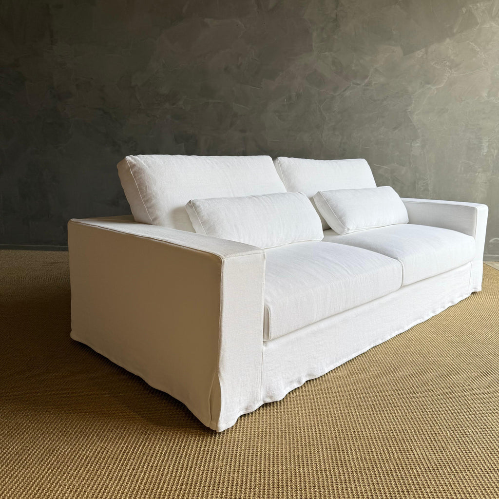 https://a.1stdibscdn.com/custom-made-white-belgian-linen-slip-cover-sofa-with-down-cushions-95-for-sale-picture-10/f_18223/f_453498521749243748096/IMG_6313_master.jpg