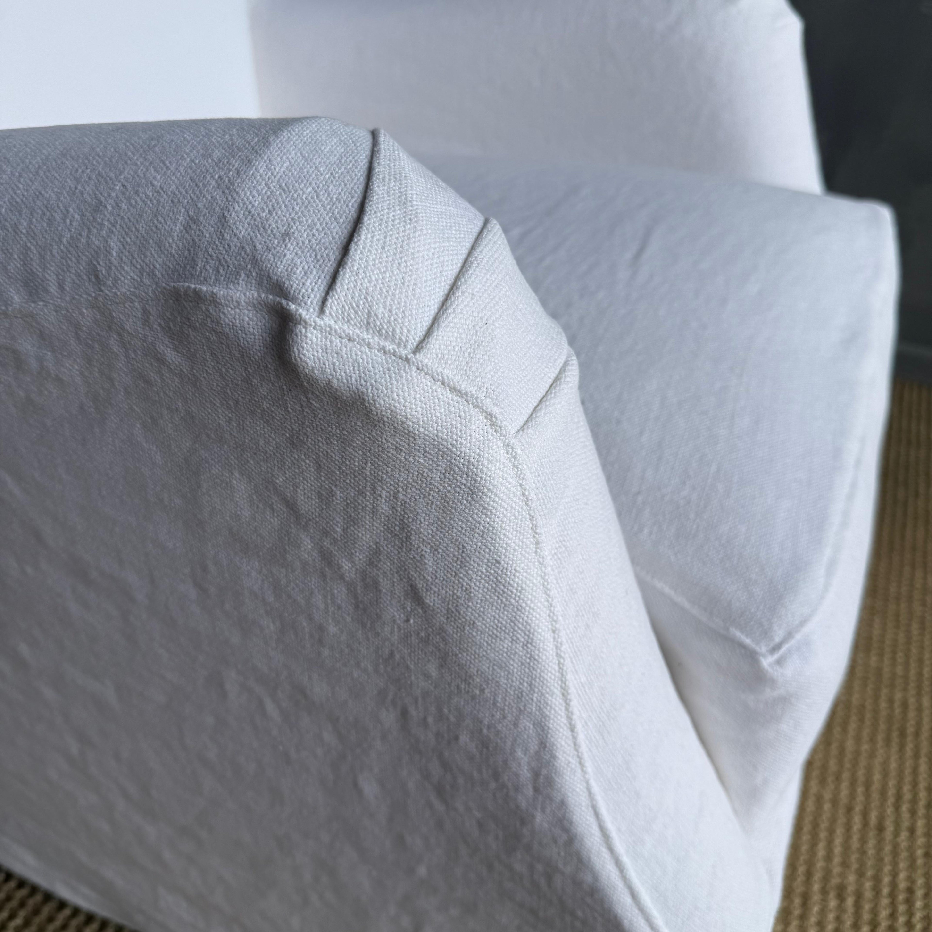 https://a.1stdibscdn.com/custom-slip-covered-linen-english-arm-chair-made-to-order-with-down-cushion-for-sale-picture-8/f_18223/f_494478121774907575067/IMG_6313_master.jpeg