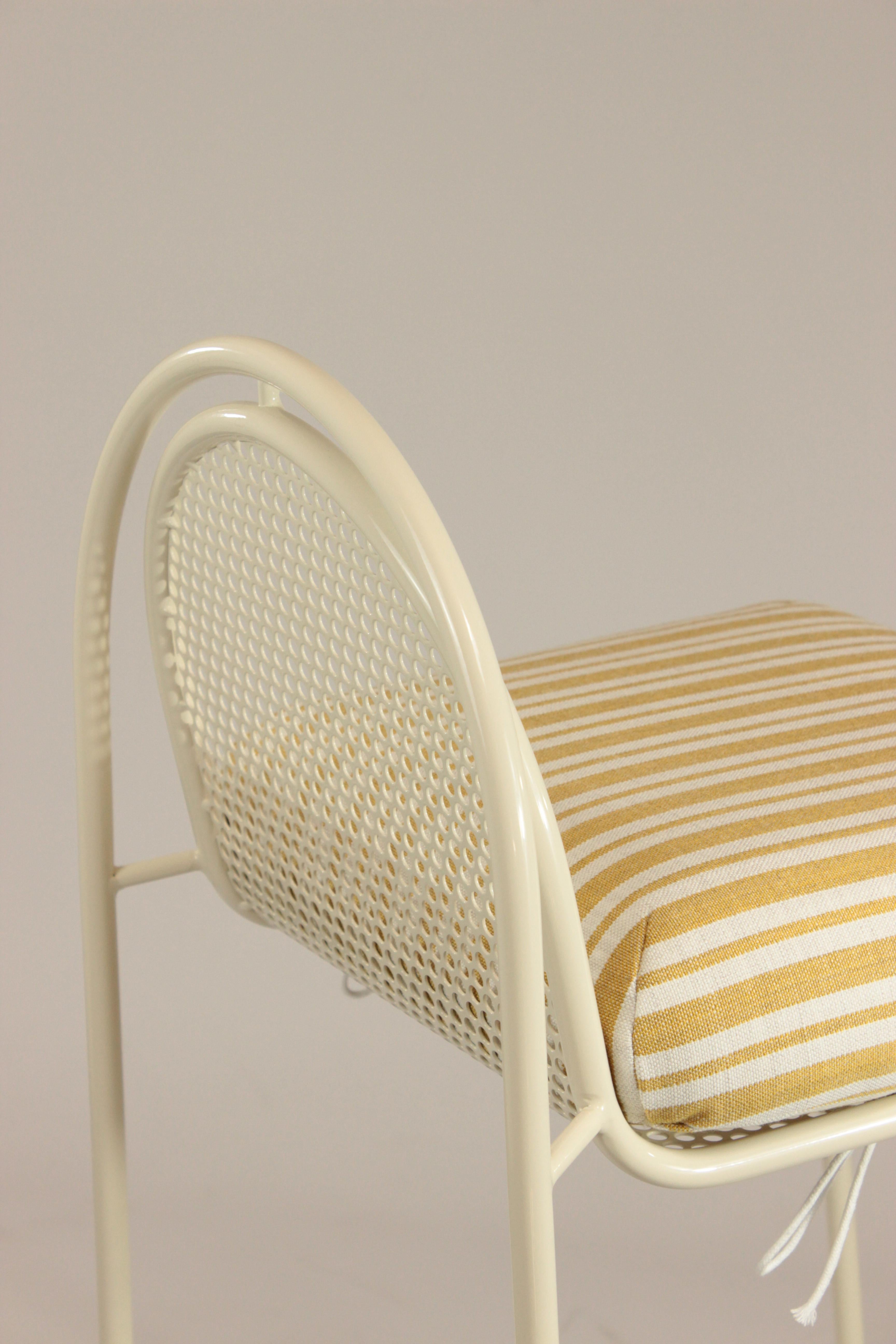 https://a.1stdibscdn.com/contemporary-riviera-bar-chair-in-lacquered-ivory-metal-for-outdoors-for-sale-picture-6/f_40973/f_456965721751469444220/IMG_6412_master.jpg