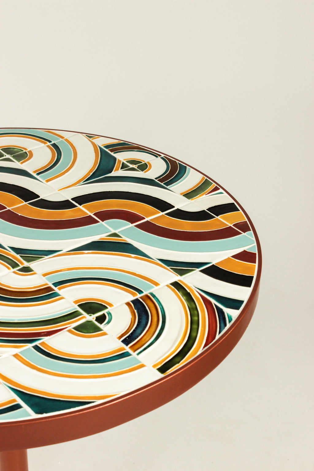 https://a.1stdibscdn.com/dining-table-caldas-75-with-multicolor-handmade-tiles-for-sale-picture-4/f_40973/f_456963121751468875170/IMG_6437_master.jpg