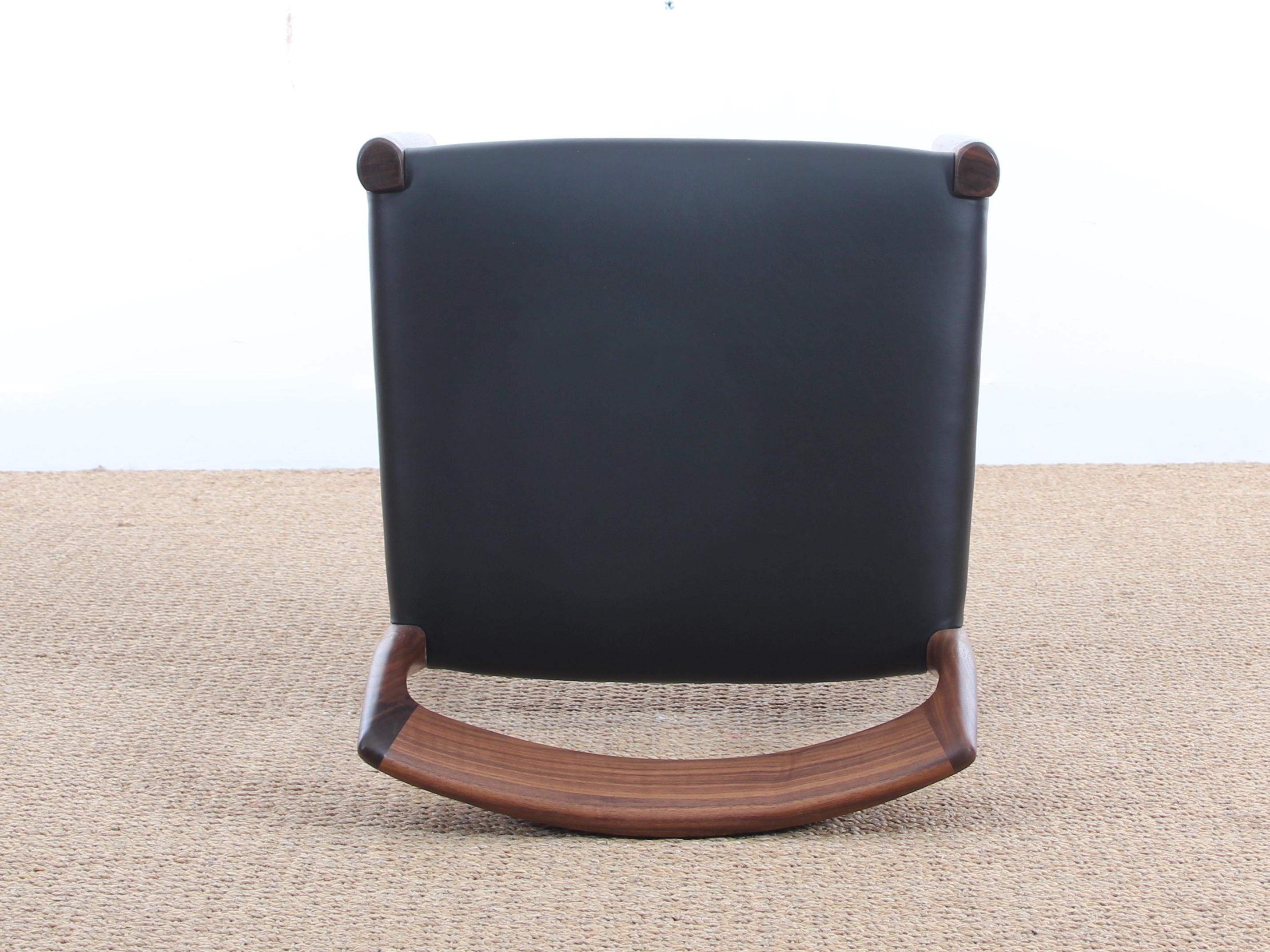 https://a.1stdibscdn.com/mid-century-modern-danish-chair-model-77-by-niels-o-mller-new-model-for-sale-picture-9/f_17192/f_427969421734461628168/IMG_6507_master.JPG