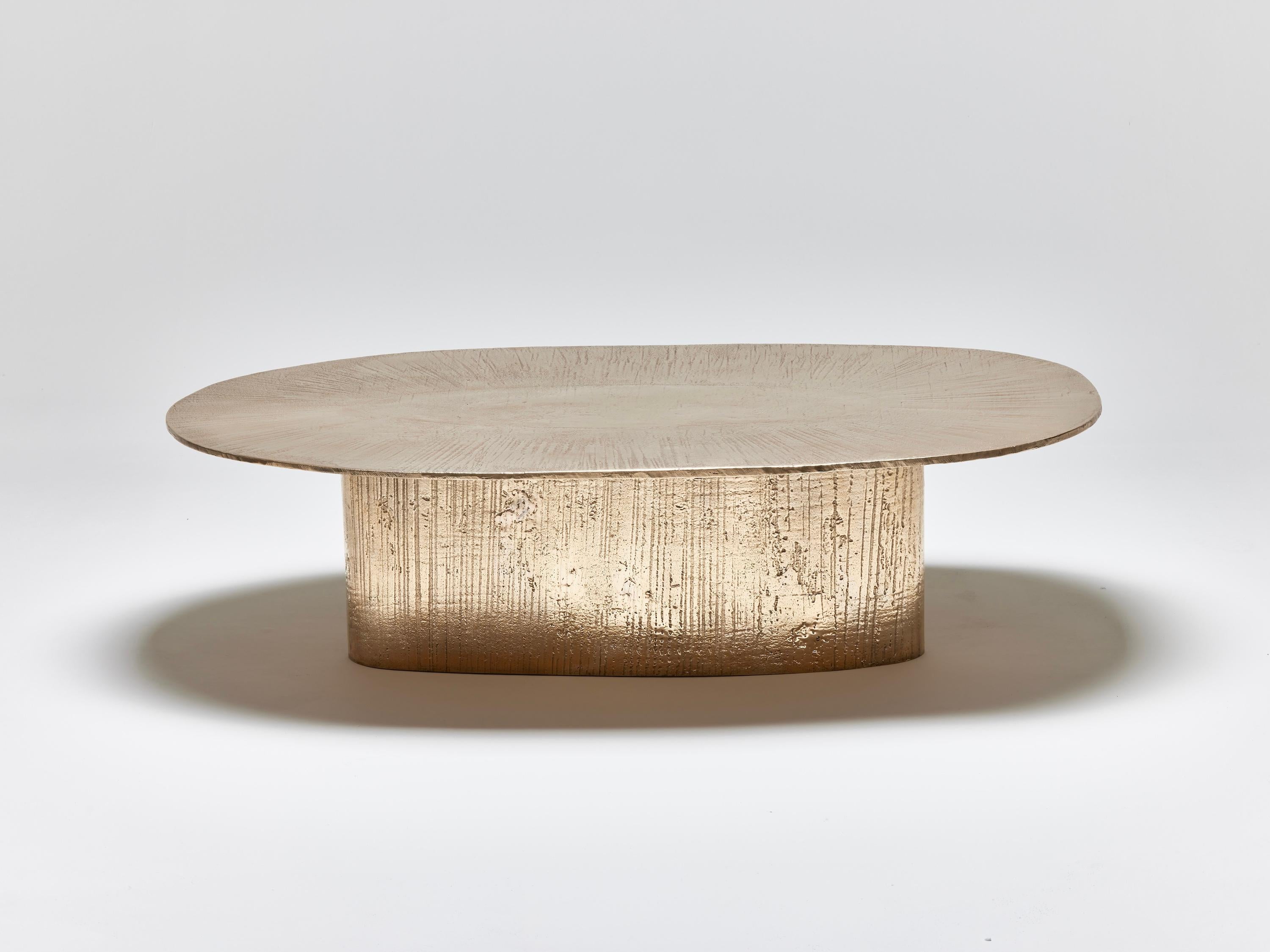https://a.1stdibscdn.com/contemporary-high-polished-bronze-coffee-table-by-colo-studio-france-for-sale-picture-4/f_65832/f_448158421745948595799/IMG_6576_master.jpg