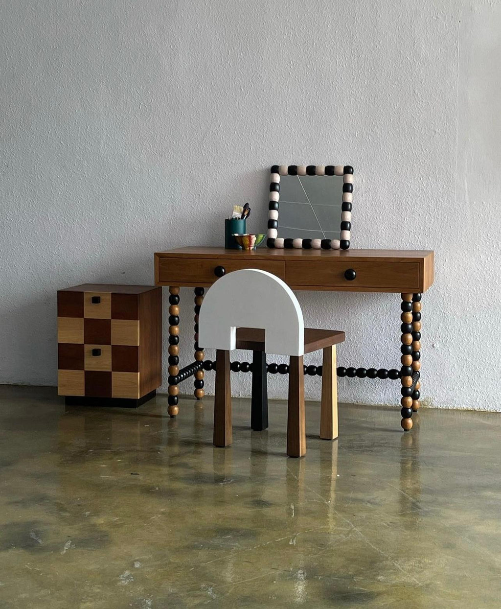 https://a.1stdibscdn.com/luna-chair-for-sale-picture-3/f_80822/f_329229921677107043988/IMG_6778_master.jpg