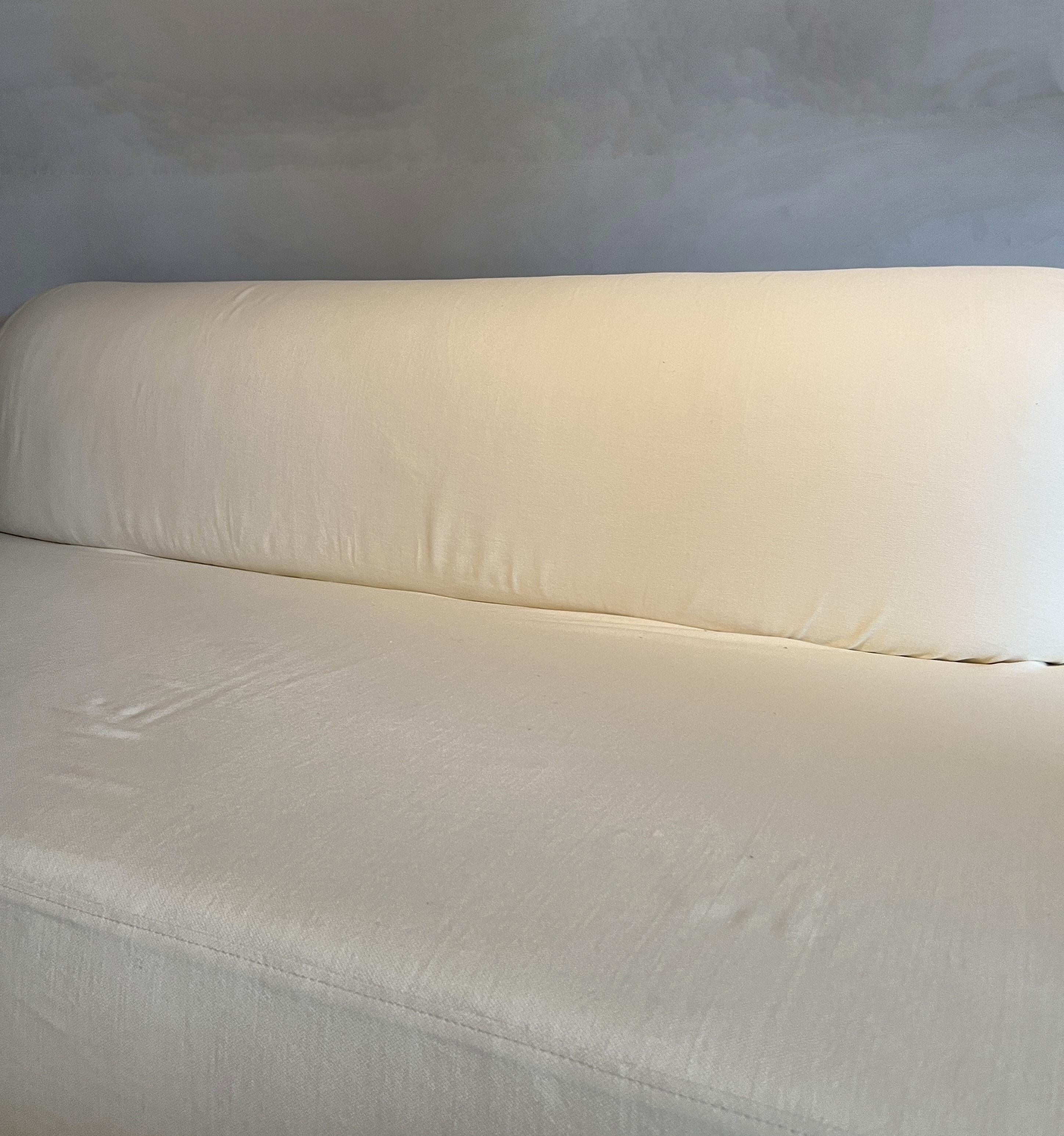 https://a.1stdibscdn.com/slipcover-sofa-tristan-3-seat-custom-for-sale-picture-11/f_20233/f_379751421705443675908/IMG_6795_master.JPG