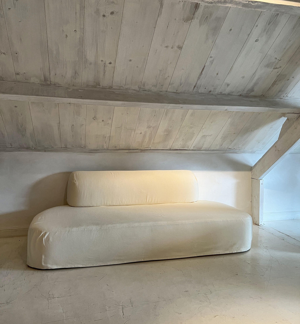 https://a.1stdibscdn.com/slipcover-sofa-tristan-3-seat-custom-for-sale-picture-12/f_20233/f_379751421705443676278/IMG_6797_master.JPG