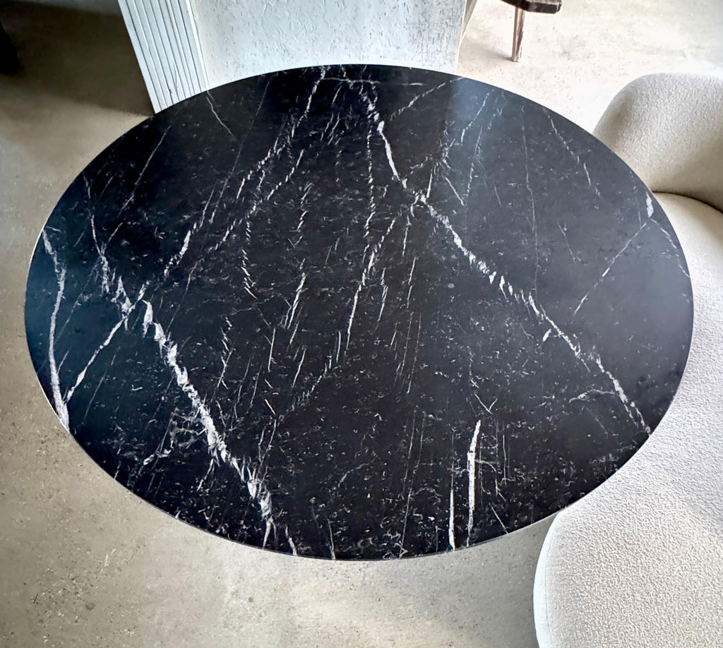 https://a.1stdibscdn.com/contemporary-72-nero-marquina-marble-pedestal-dining-table-fabricated-in-italy-for-sale-picture-7/f_8868/f_435364821738953807955/IMG_6876_master.jpg